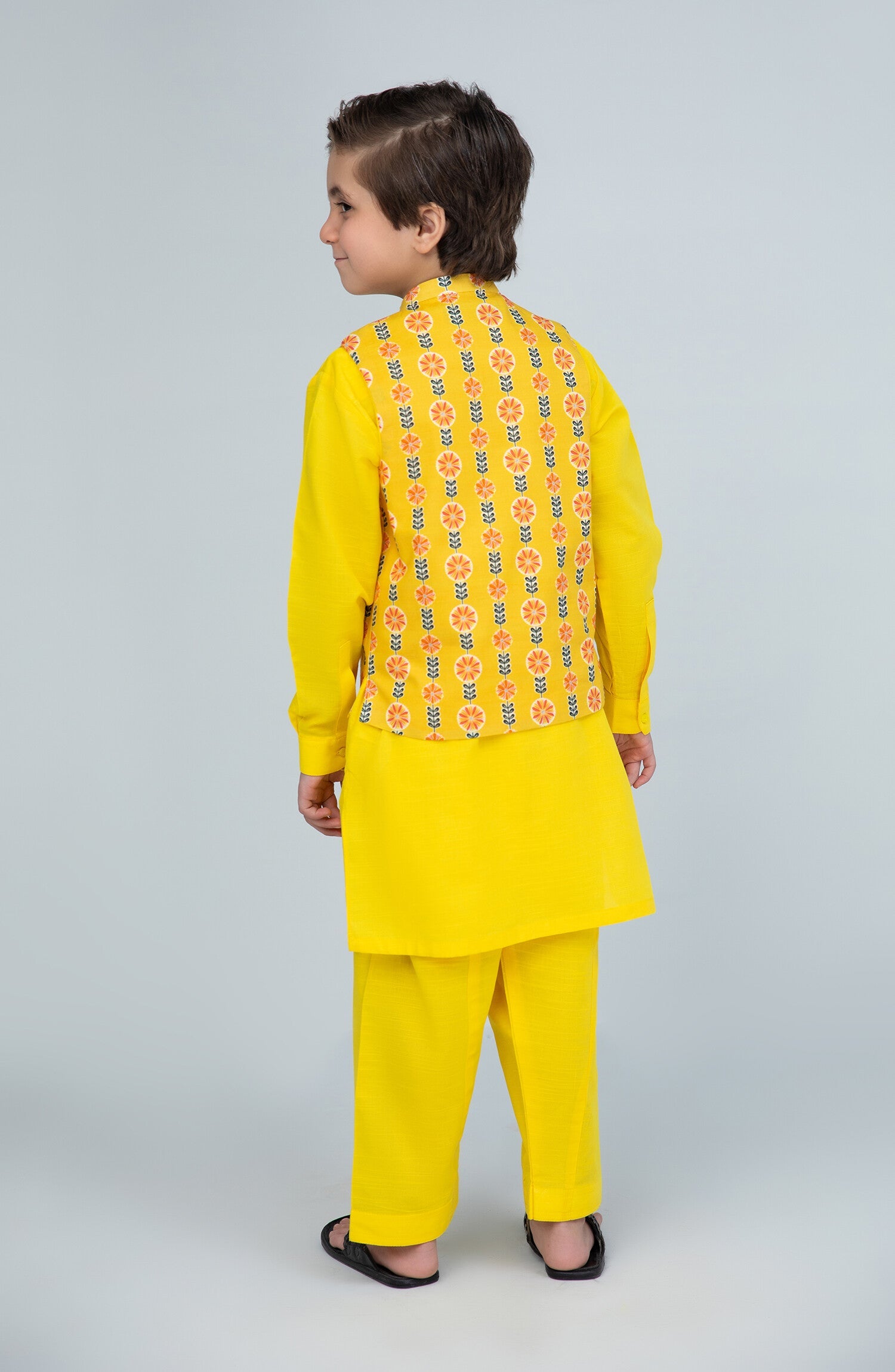 Printed Waist Coat 3piece Infant - SIS945324 - Shop Now at Leisure Club