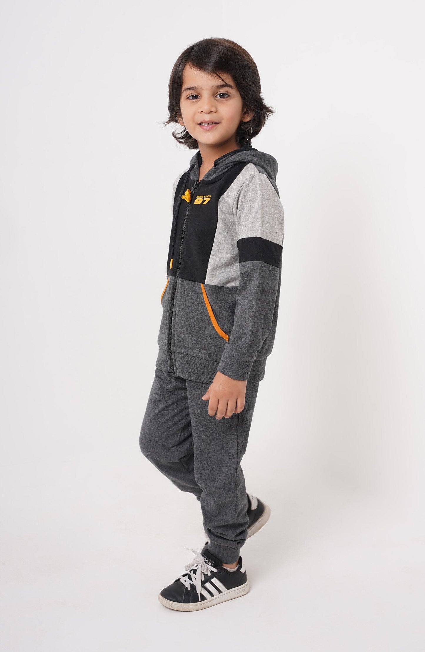 Color Block 2Pc Suit