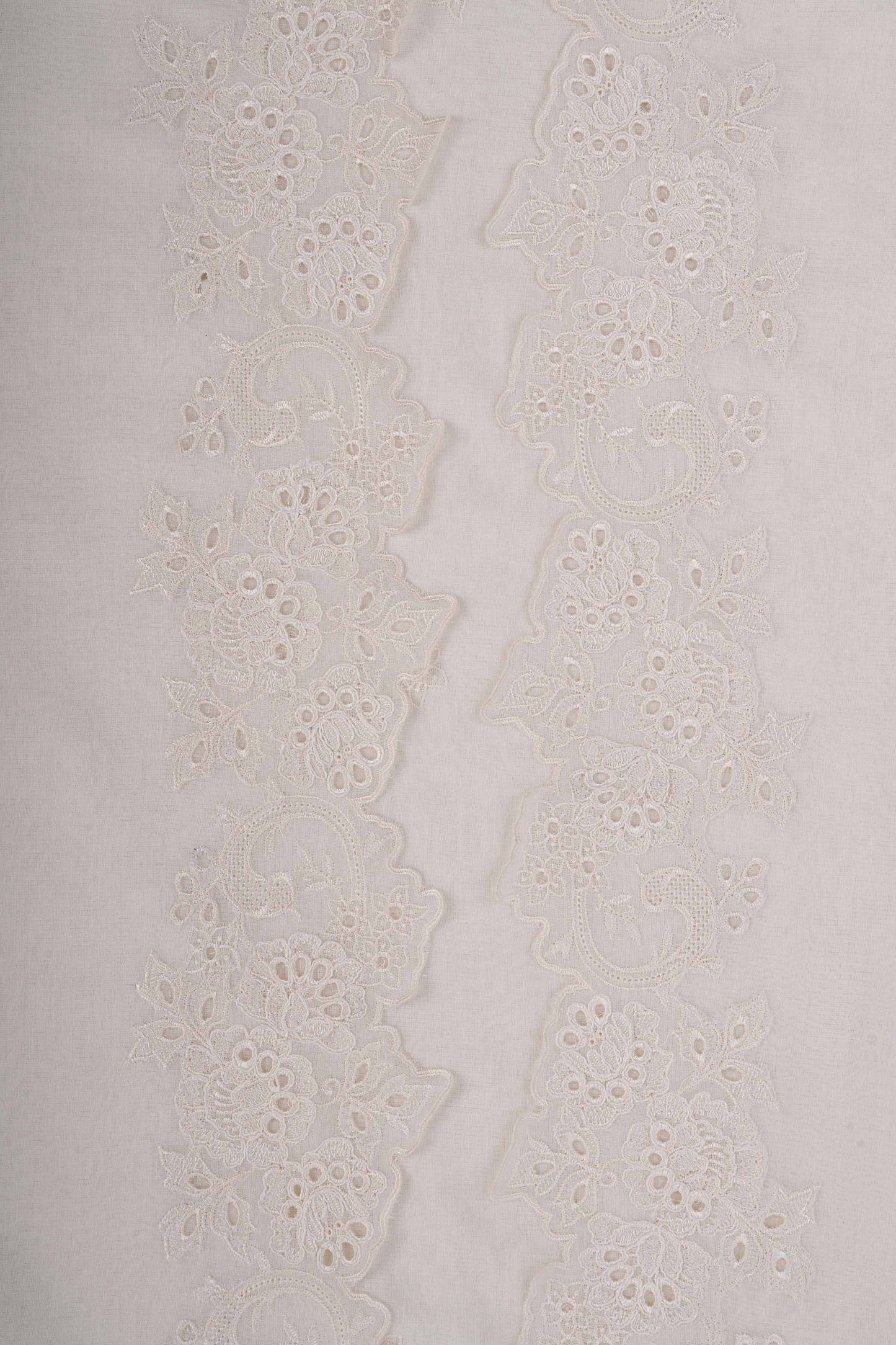 DHAKA MALMAL | EMBROIDERED