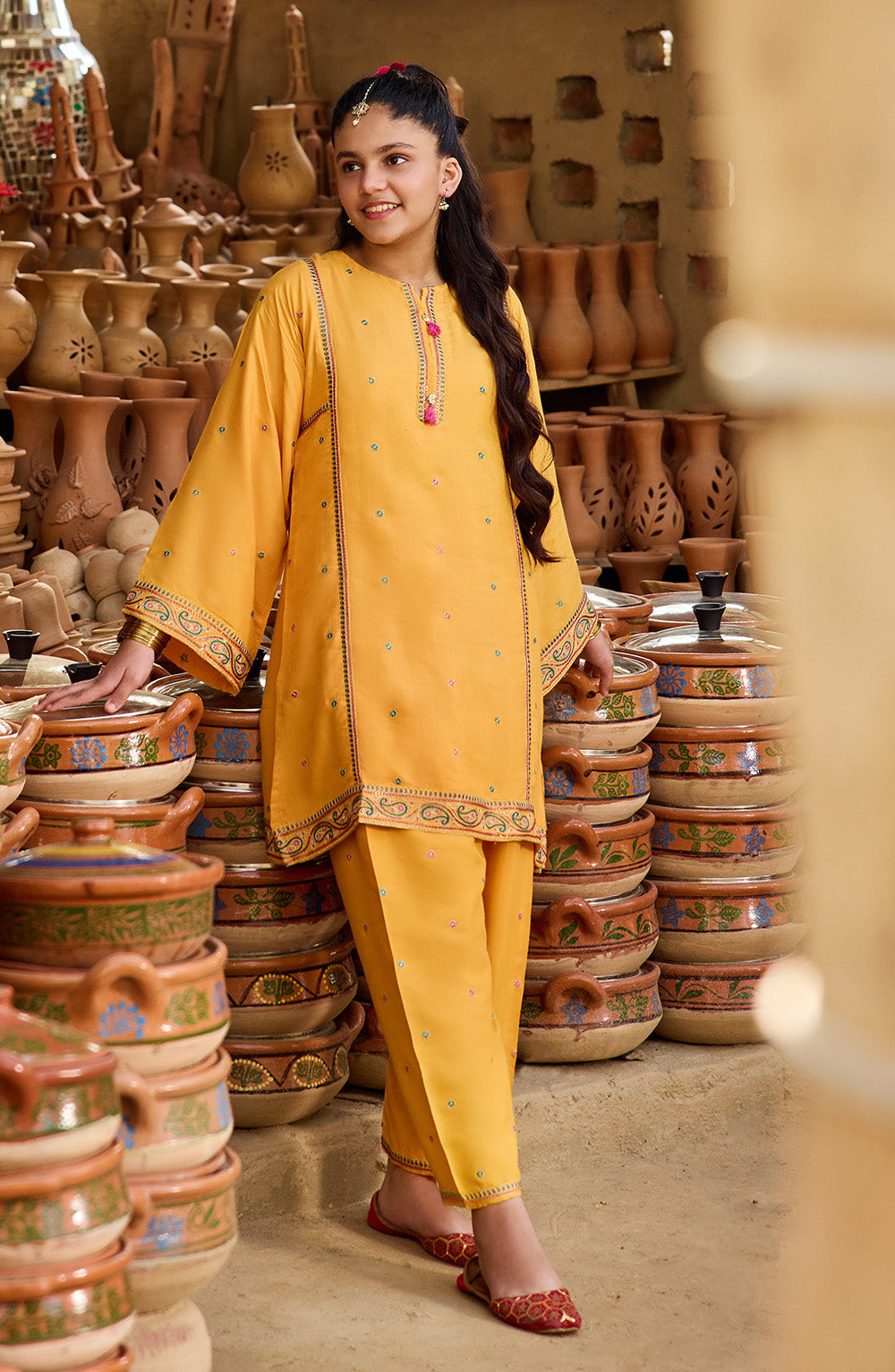 Sunehri 2 Piece Suit - KPL764325 - Shop Now at Leisure Club