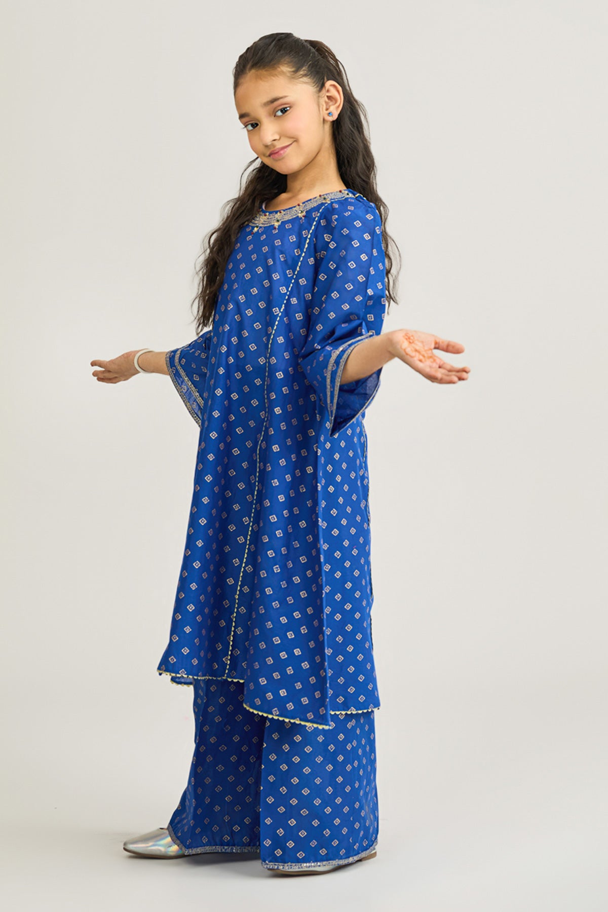 Nelofer 2 Piece Suit - KPL791325 - Shop Now at Leisure Club