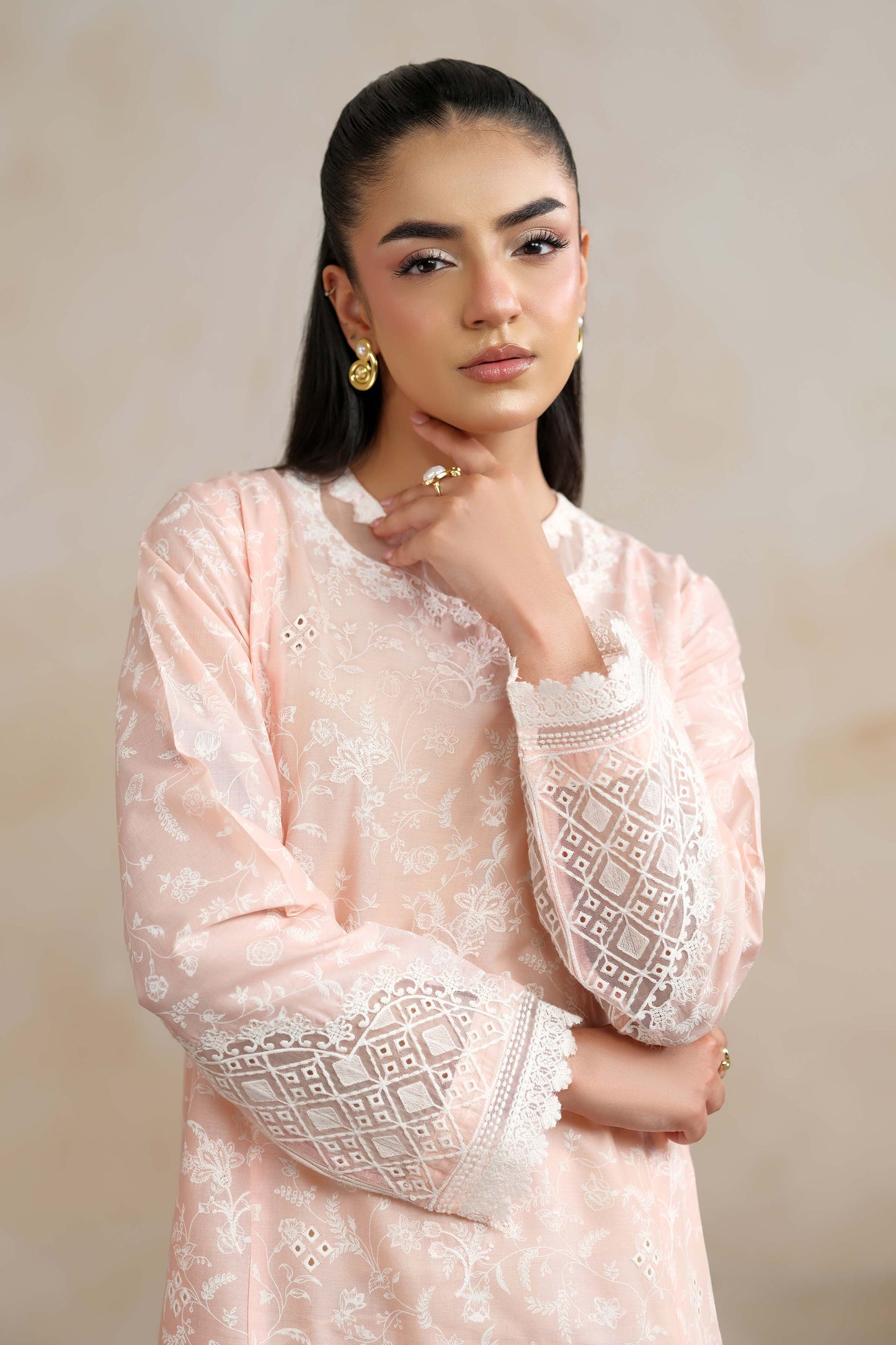 LAWN | EMBROIDERED
