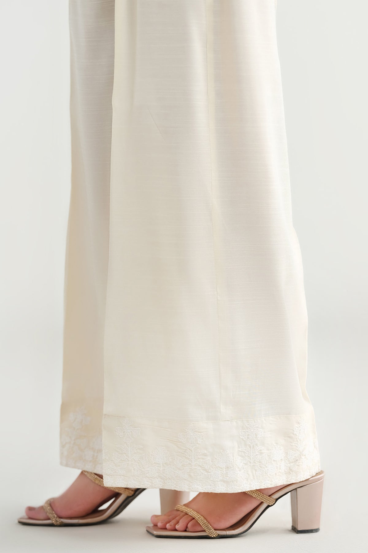 Embroidered Silk Trousers - KPS25-P3633 - Shop Now at Kayseria