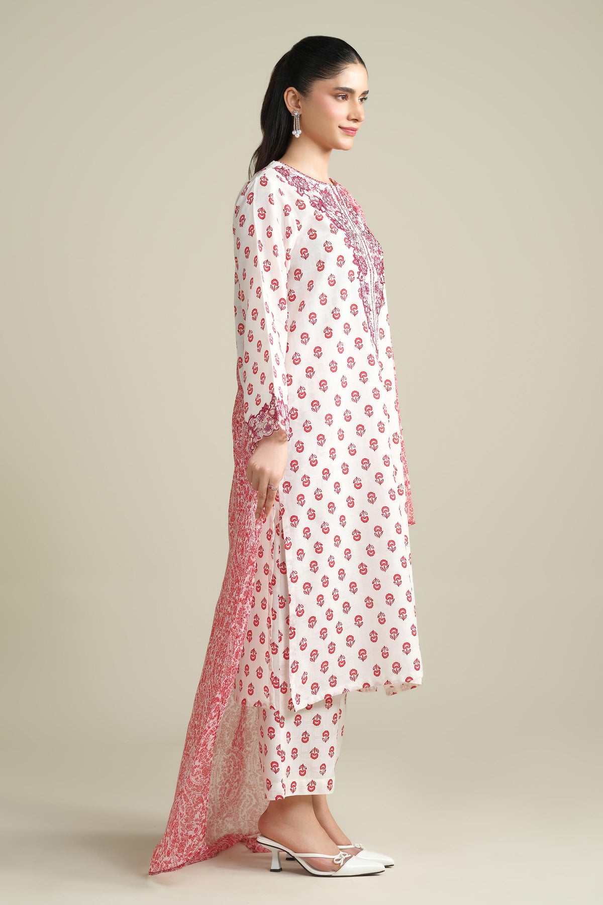 JACQUARD | EMBROIDERED