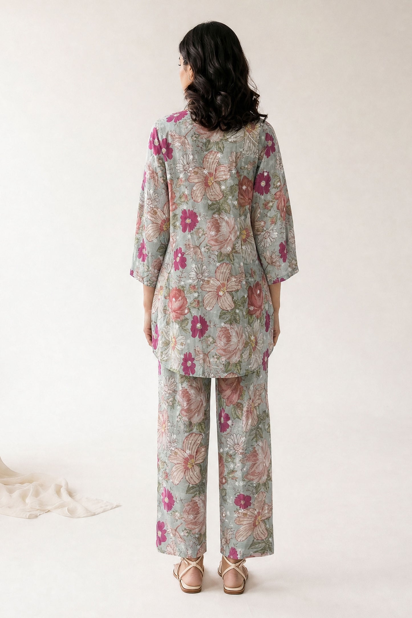 LAWN | EMBROIDERED