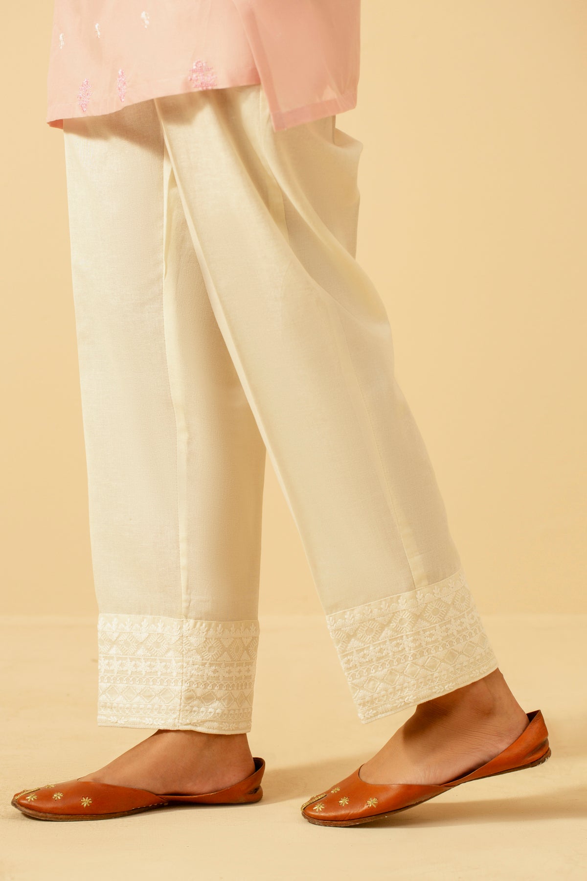 Embroidered Khaddar Shalwar -  KPW24-P3070-70 - Shop Now at Kayseria
