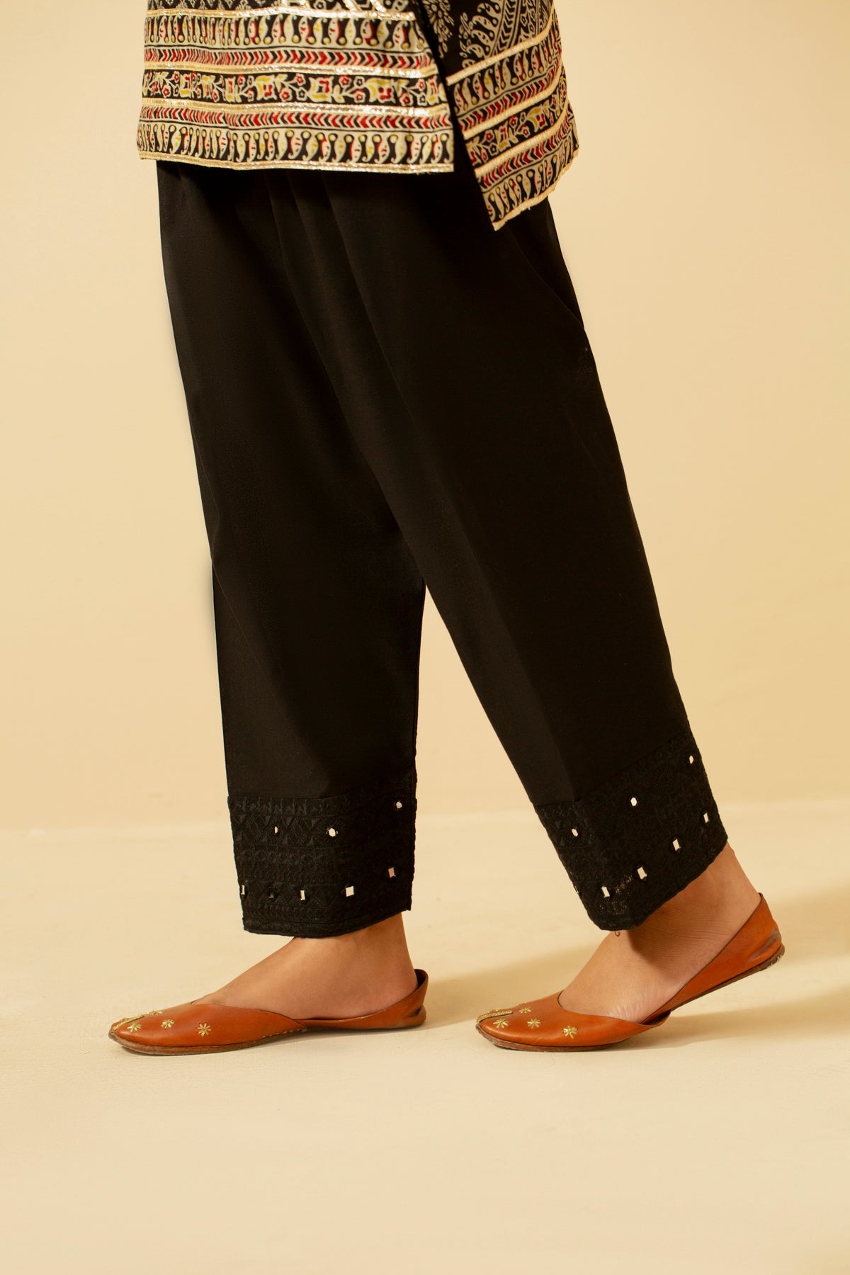 Embroidered Trouser -  KPW24-P3092-92 - Shop Now at Kayseria