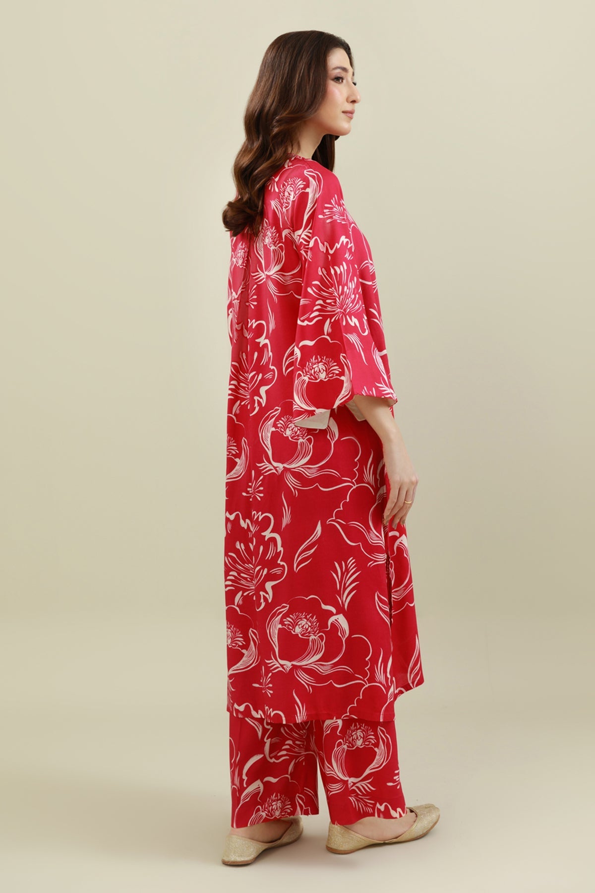 2 Piece - Printed & Embellished Linen Suit - KPW25-P3795 - Shop Now at Kayseria
