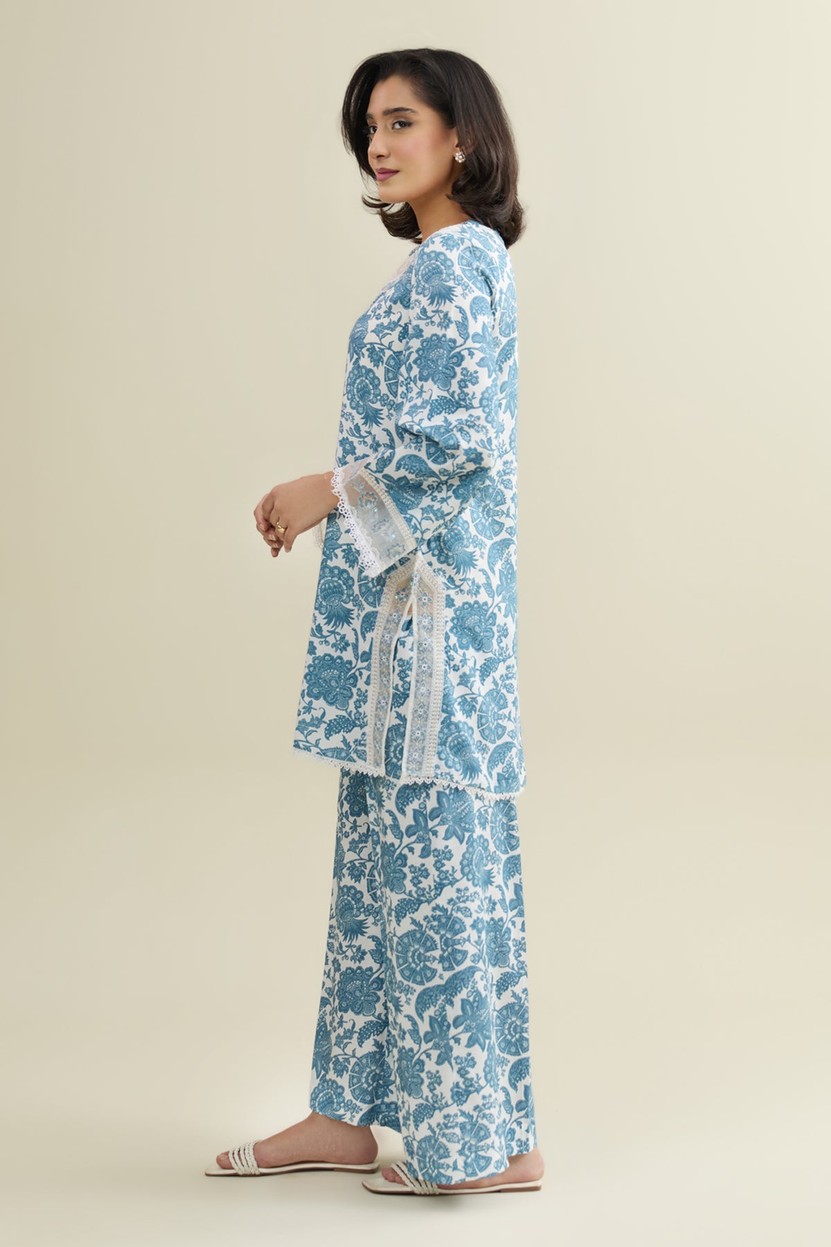 RAW SILK | EMBROIDERED - Shop Now at Kayseria