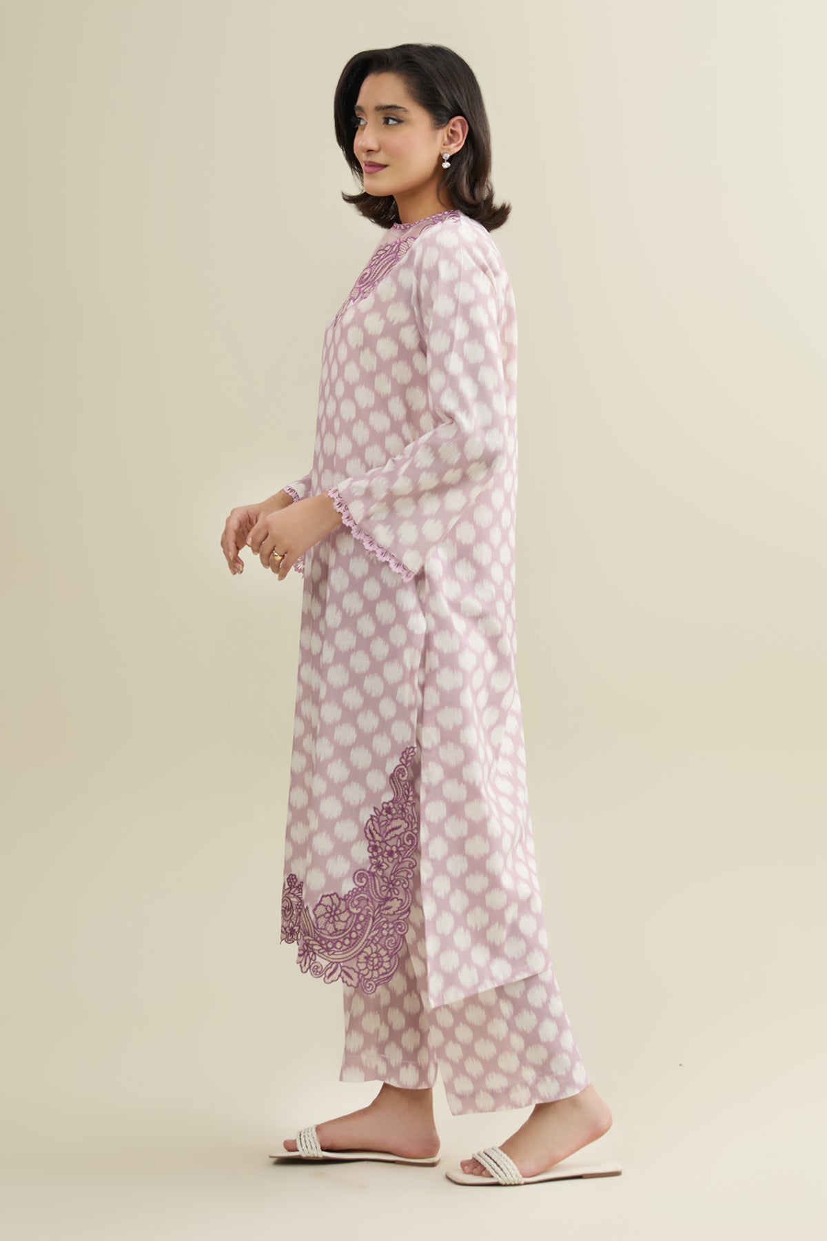 KHADDAR | EMBROIDERED