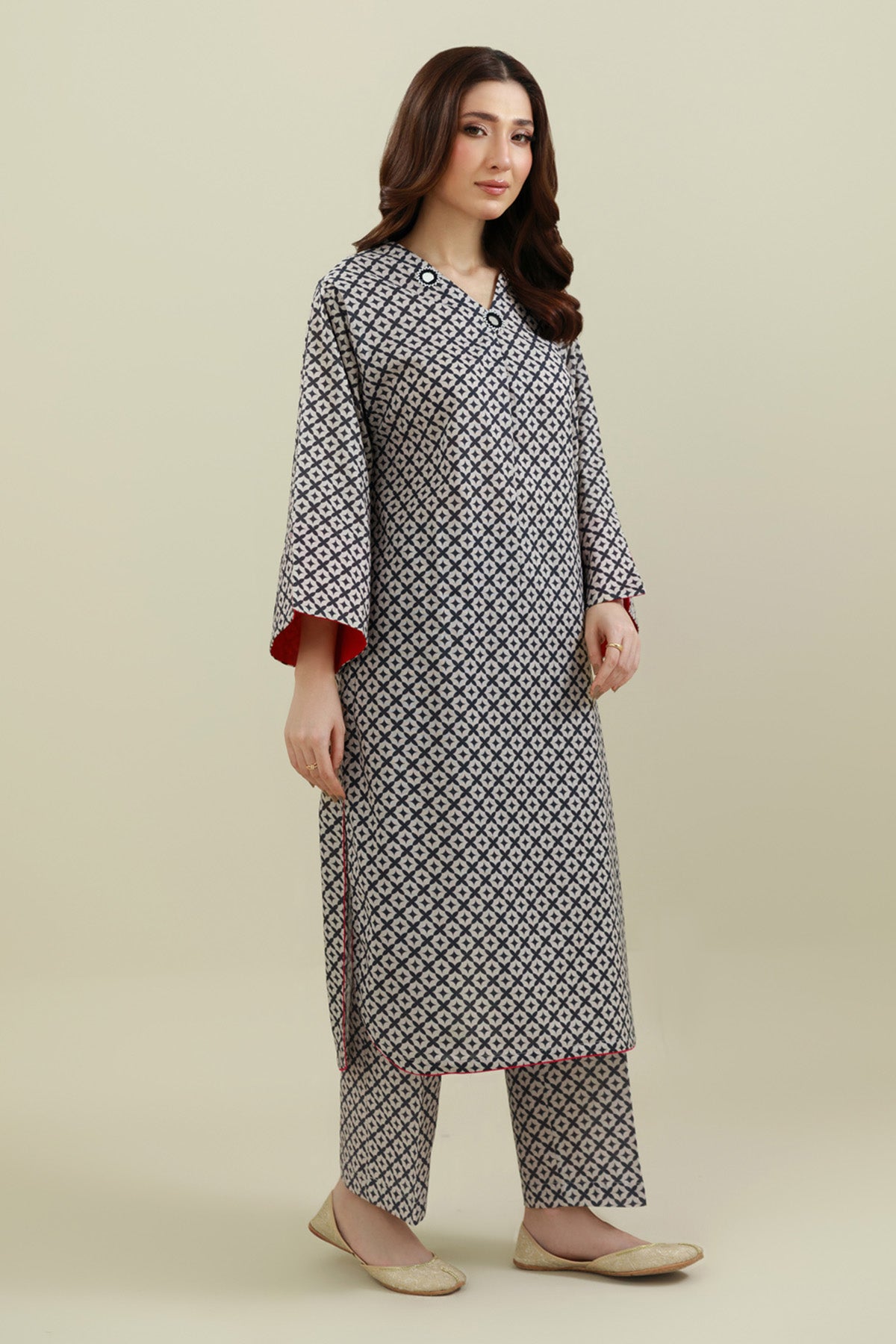 2 Piece - Printed Khaddar Suit - KPW25-P3745 - Shop Now at Kayseria