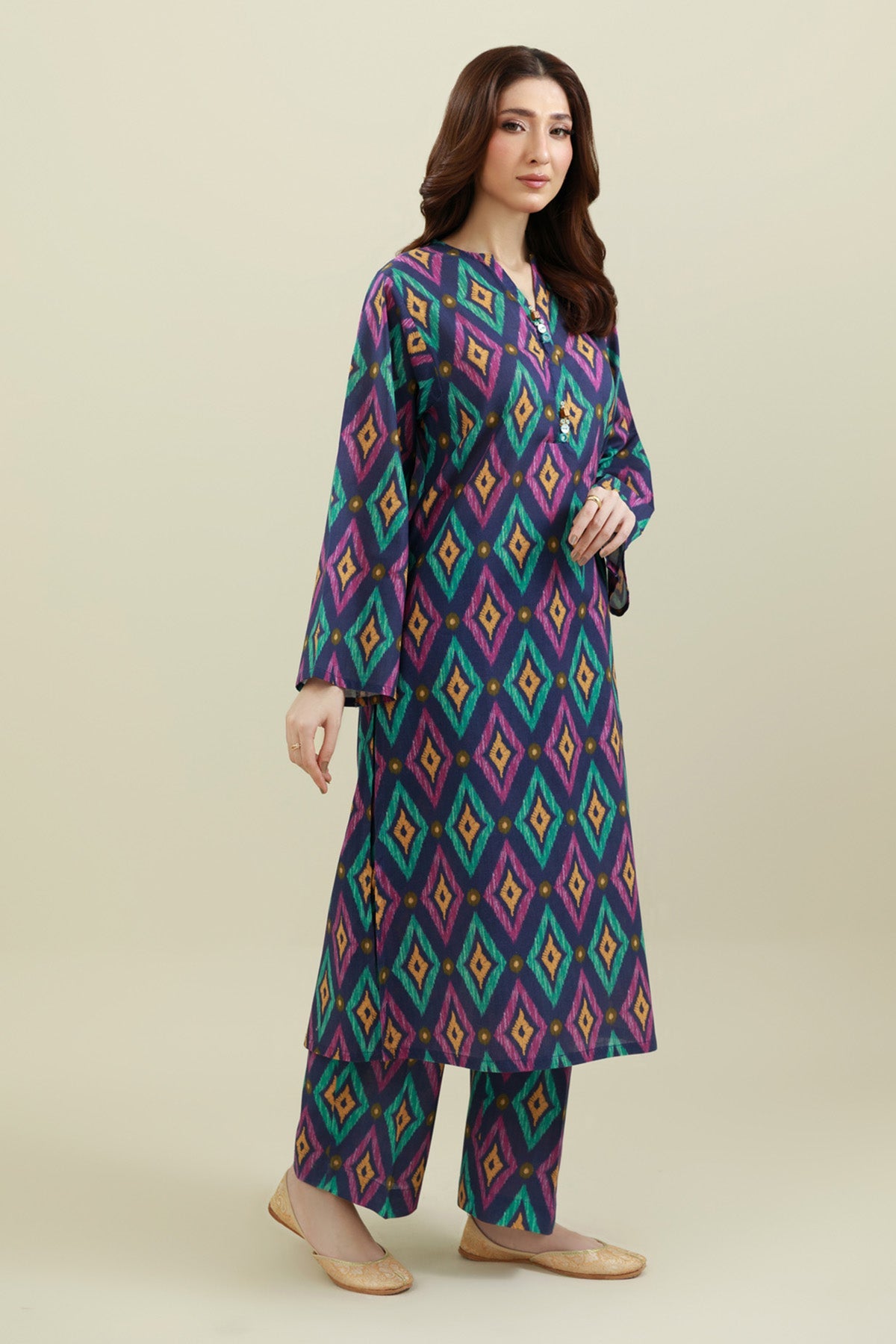 2 Piece - Printed Khaddar Suit - KPW25-P3751 - Shop Now at Kayseria