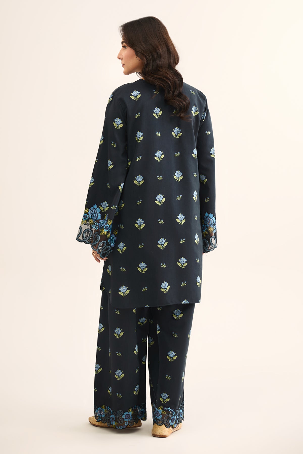 FILAMENT | EMBROIDERED