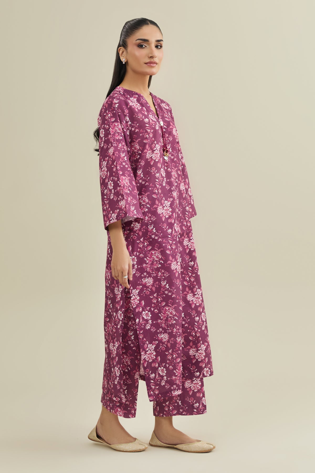 2 Piece - Printed Khaddar Suit - KPW25-P3763 - Shop Now at Kayseria