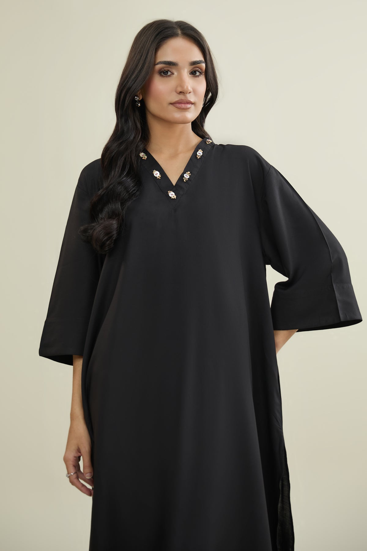 2 Piece - Dyed & Embellished Linen Suit - KPW25-P3790 - Shop Now at Kayseria