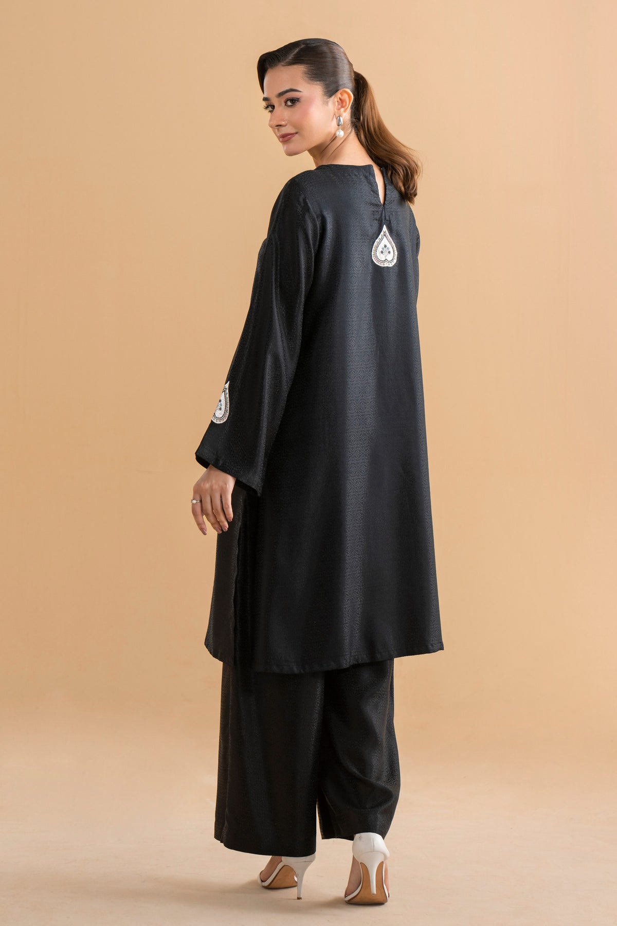 JACQUARD | EMBROIDERED