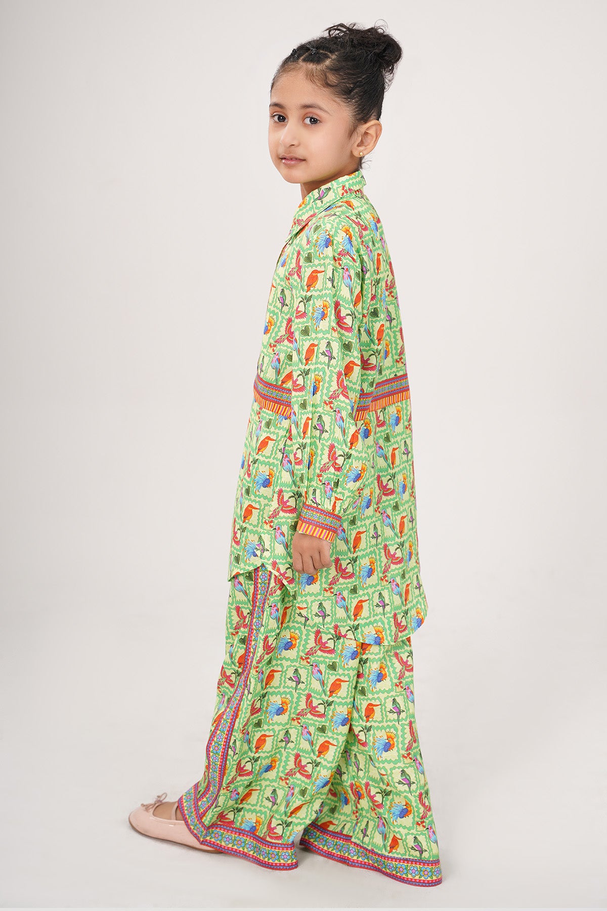 Aqveela 2 Piece Suit - LCP720125 - Shop Now at Leisure Club