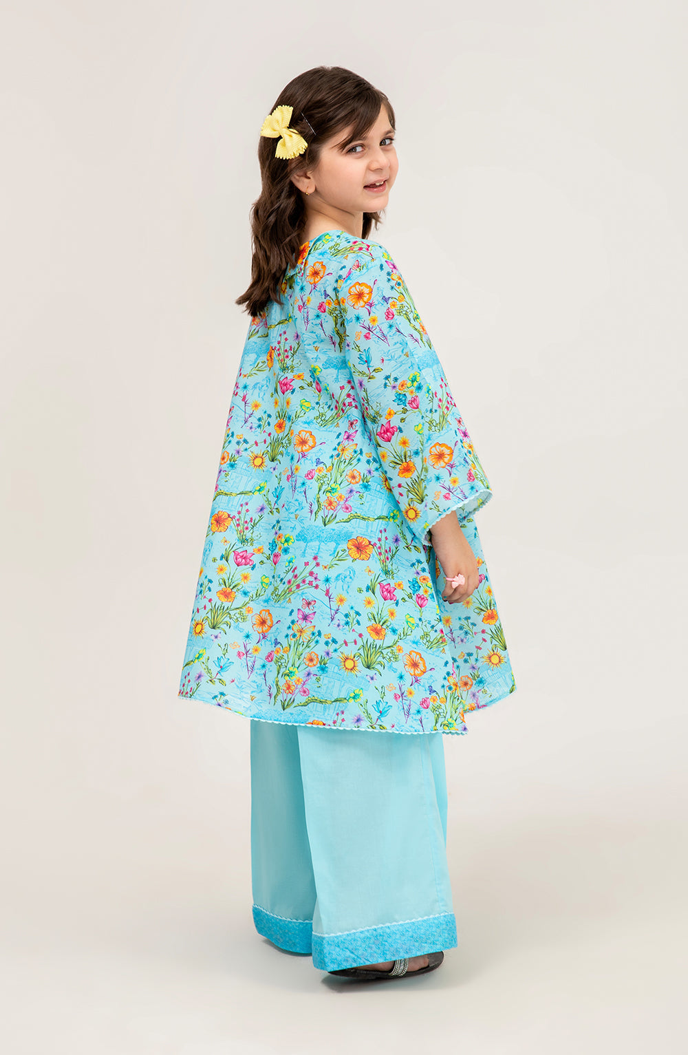 Girl Reena 2piece Suit - LCP731125 - Shop Now at Leisure Club