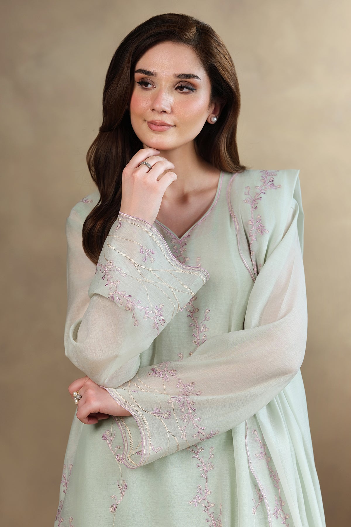 4 Piece - Embroidered Kara Cotton Suit - MC1801-1 - Shop Now at Kayseria