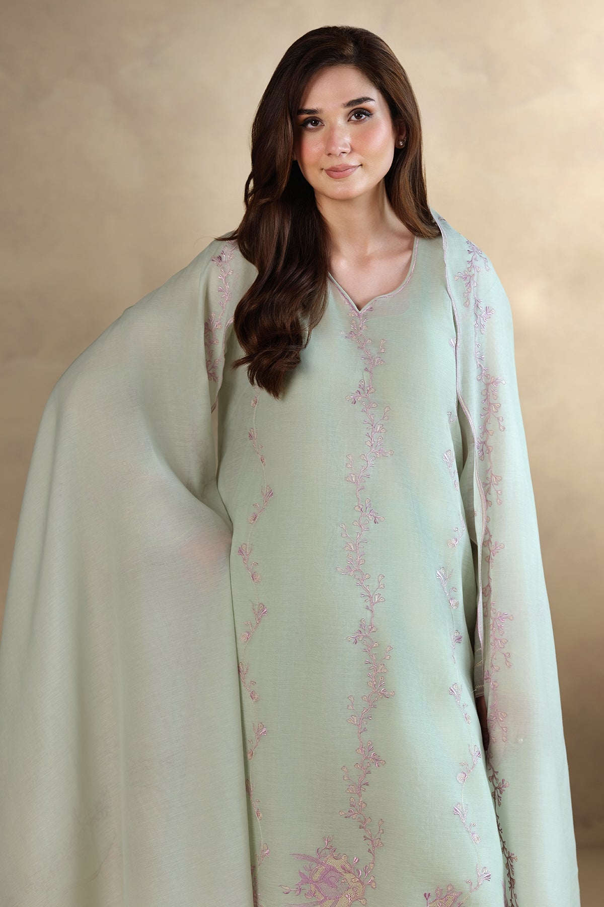4 Piece - Embroidered Kara Cotton Suit - MC1801-1 - Shop Now at Kayseria