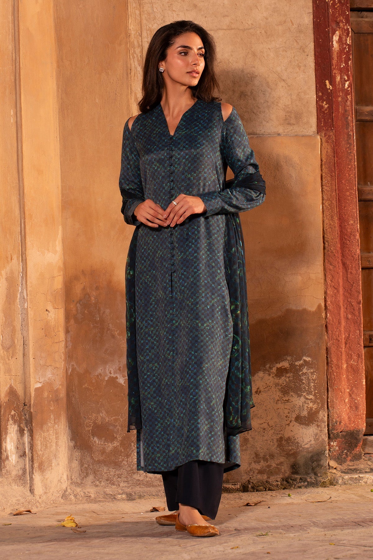 3 Piece - Printed Raw Silk Suit - MC2107 - Shop Now at Kayseria