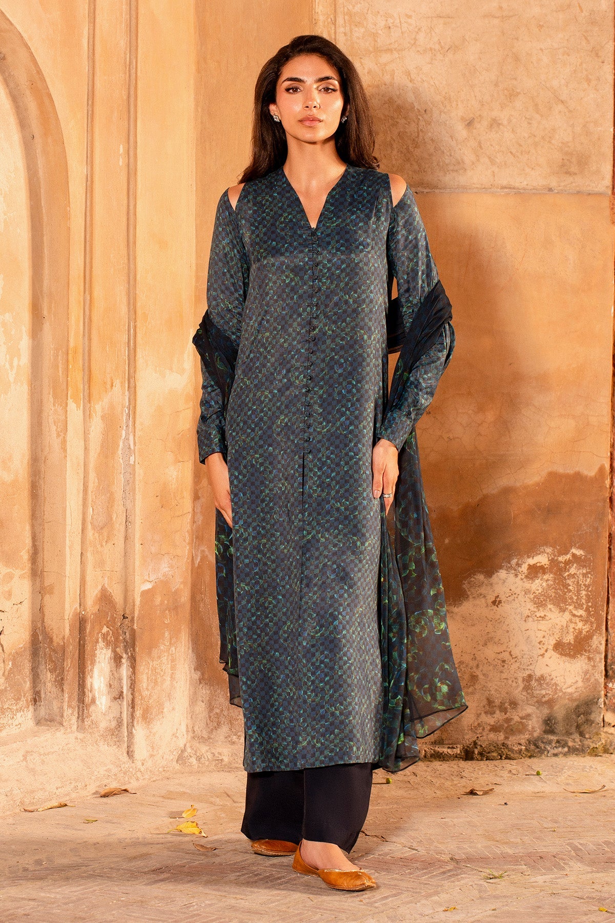 3 Piece - Printed Raw Silk Suit - MC2107 - Shop Now at Kayseria