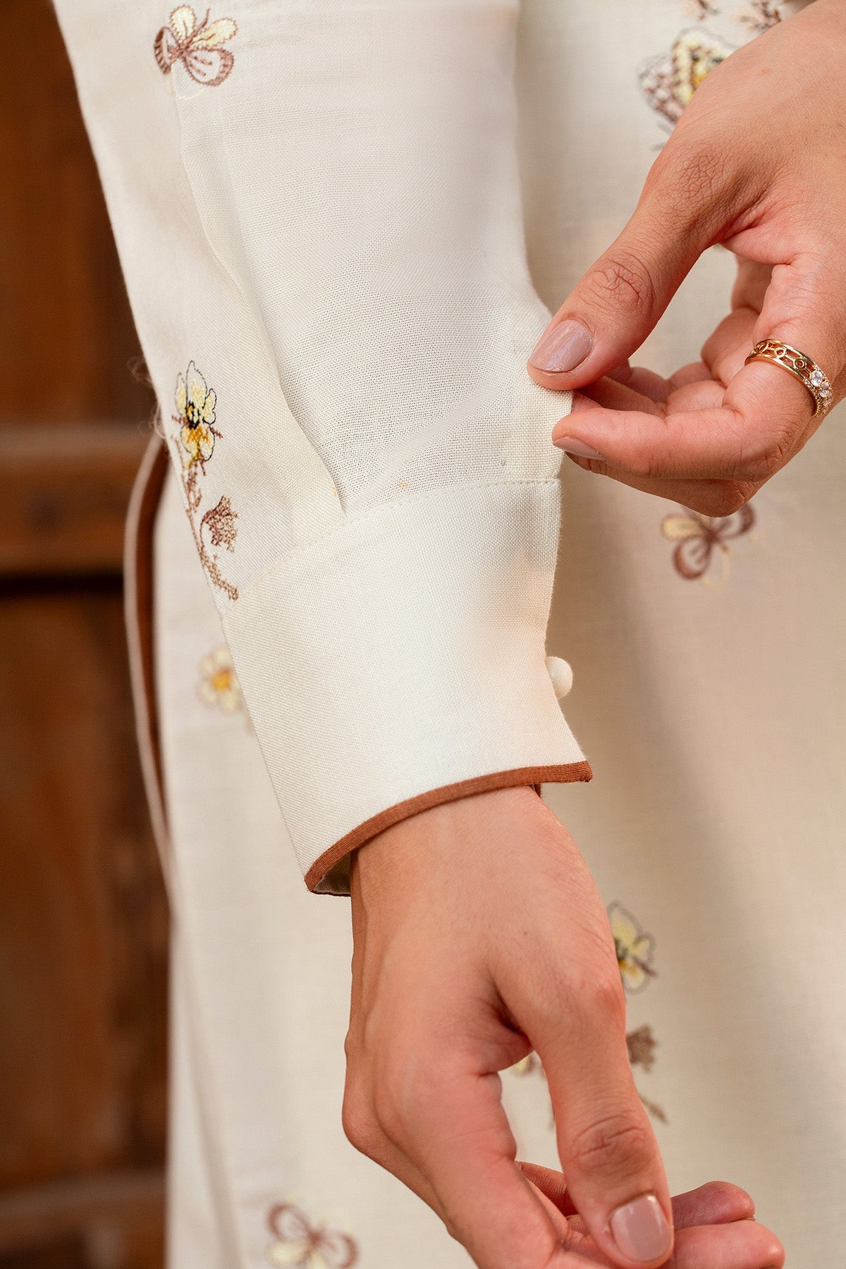 2 Piece - Embroidered Khaddar Suit - MC2112 - Shop Now at Kayseria