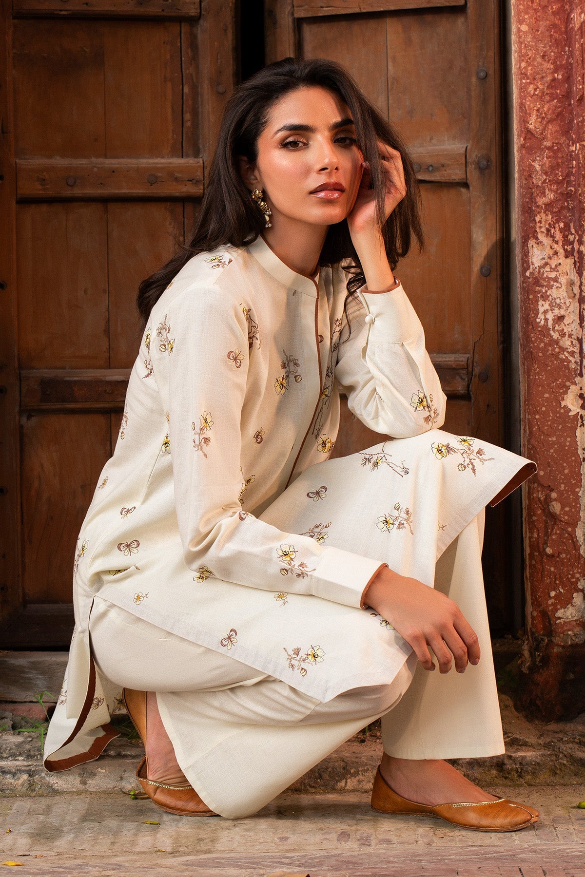 2 Piece - Embroidered Khaddar Suit - MC2112 - Shop Now at Kayseria
