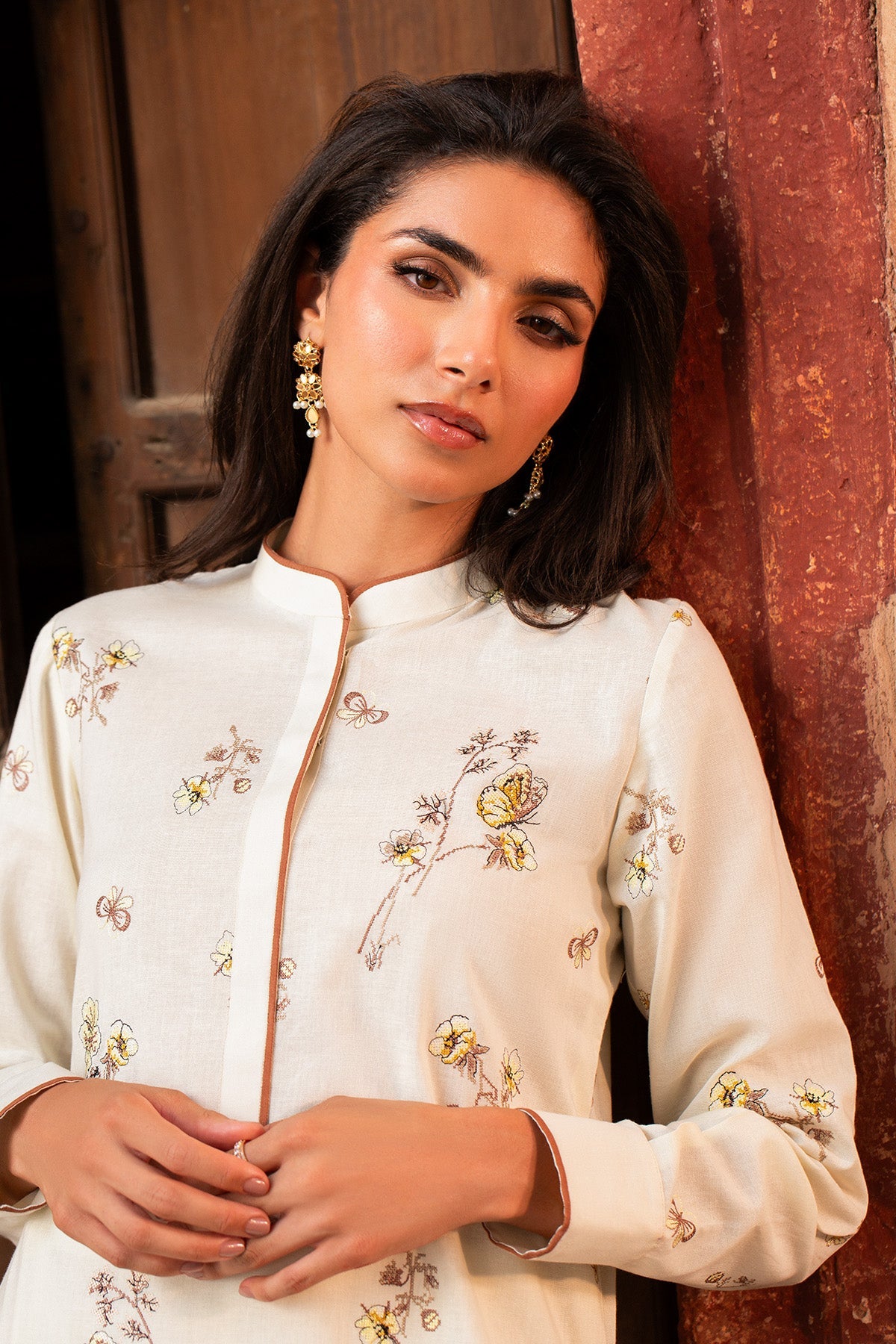 2 Piece - Embroidered Khaddar Suit - MC2112 - Shop Now at Kayseria