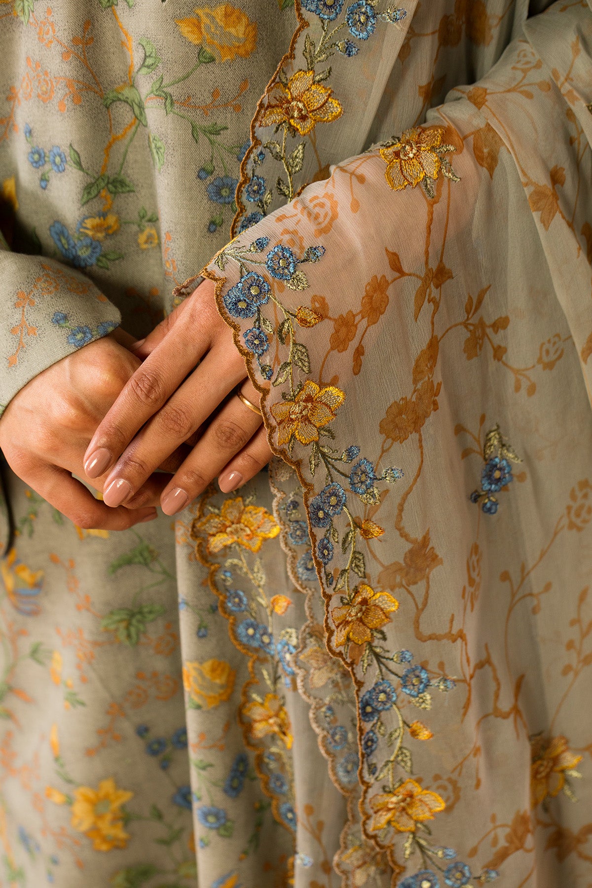 3 Piece - Printed & Embroidered Khaddar Suit - MC2113 - Shop Now at Kayseria