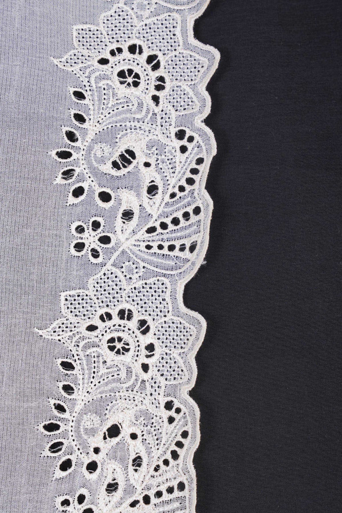 DHAKA MALMAL | EMBROIDERED