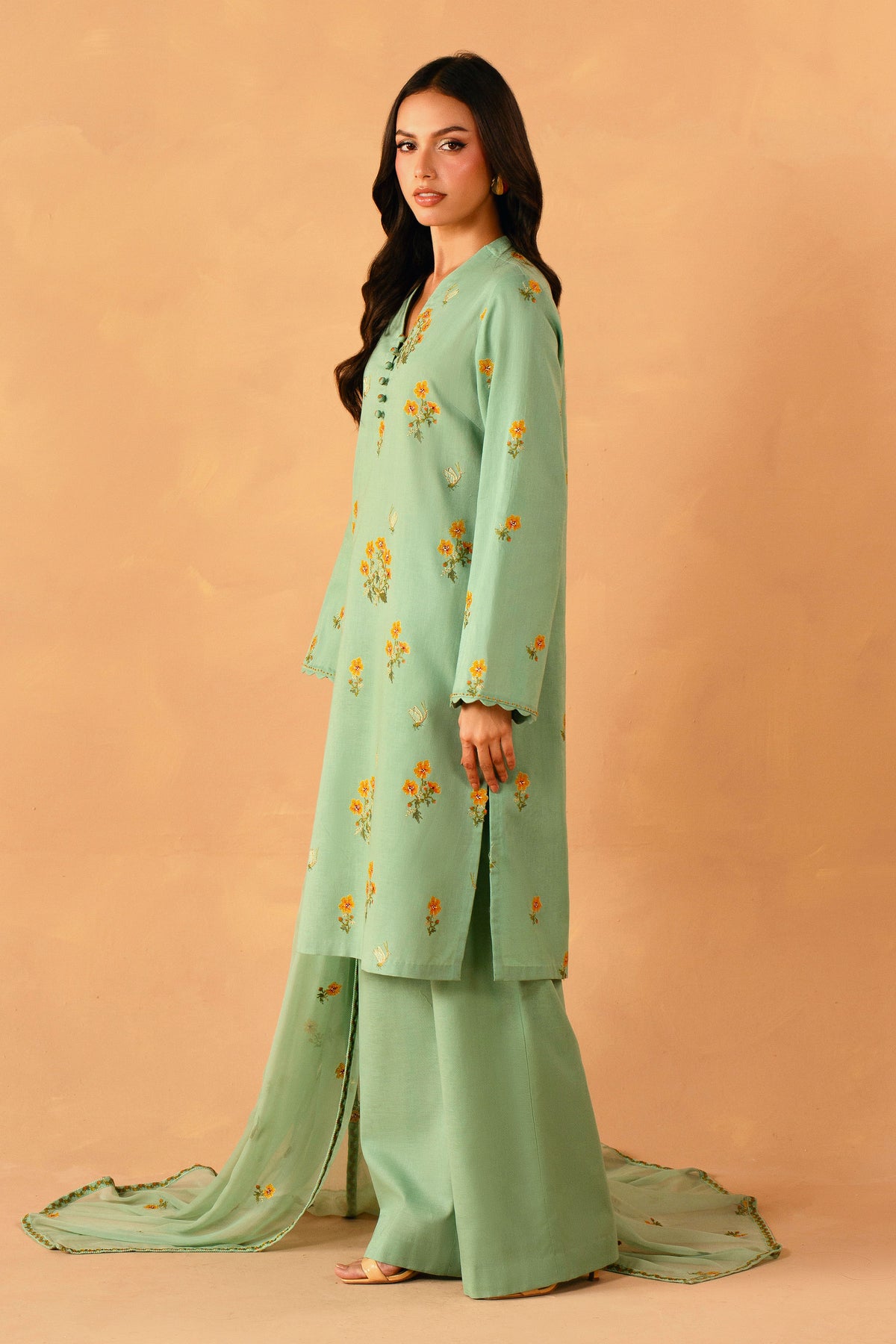 KHADDAR | EMBROIDERED