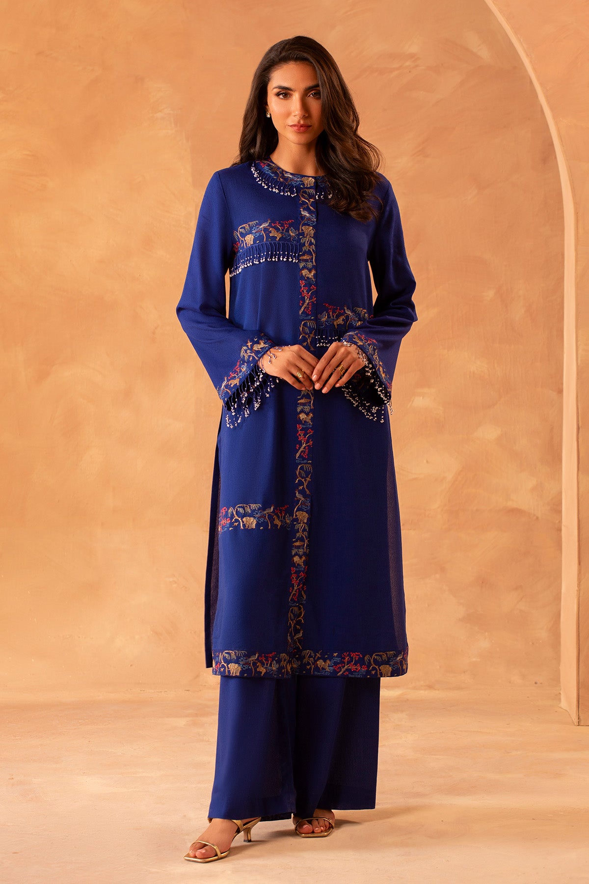 KARANDI | EMBROIDERED - Shop Now at Kayseria