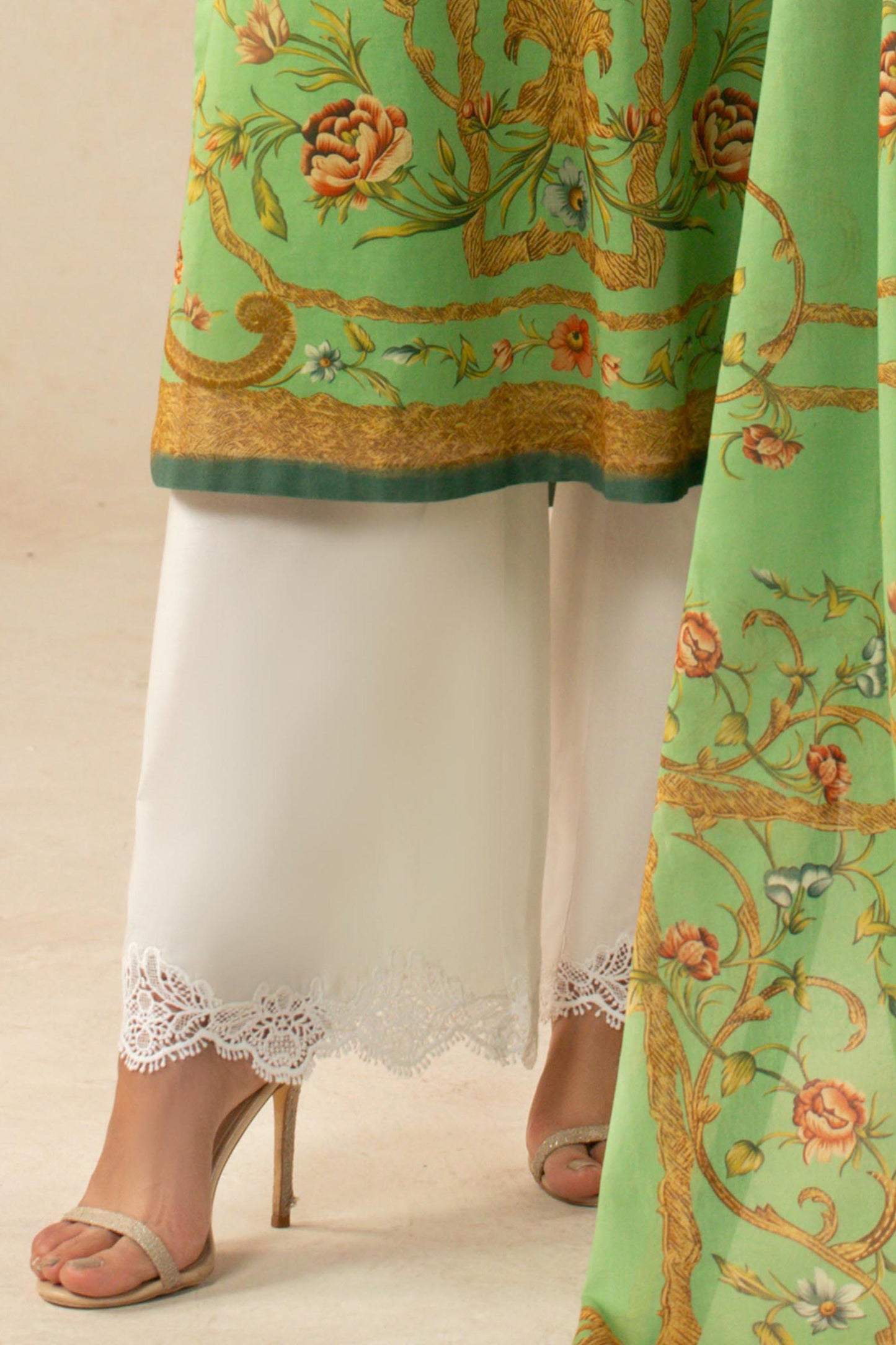 CAMBRIC | EMBROIDERED