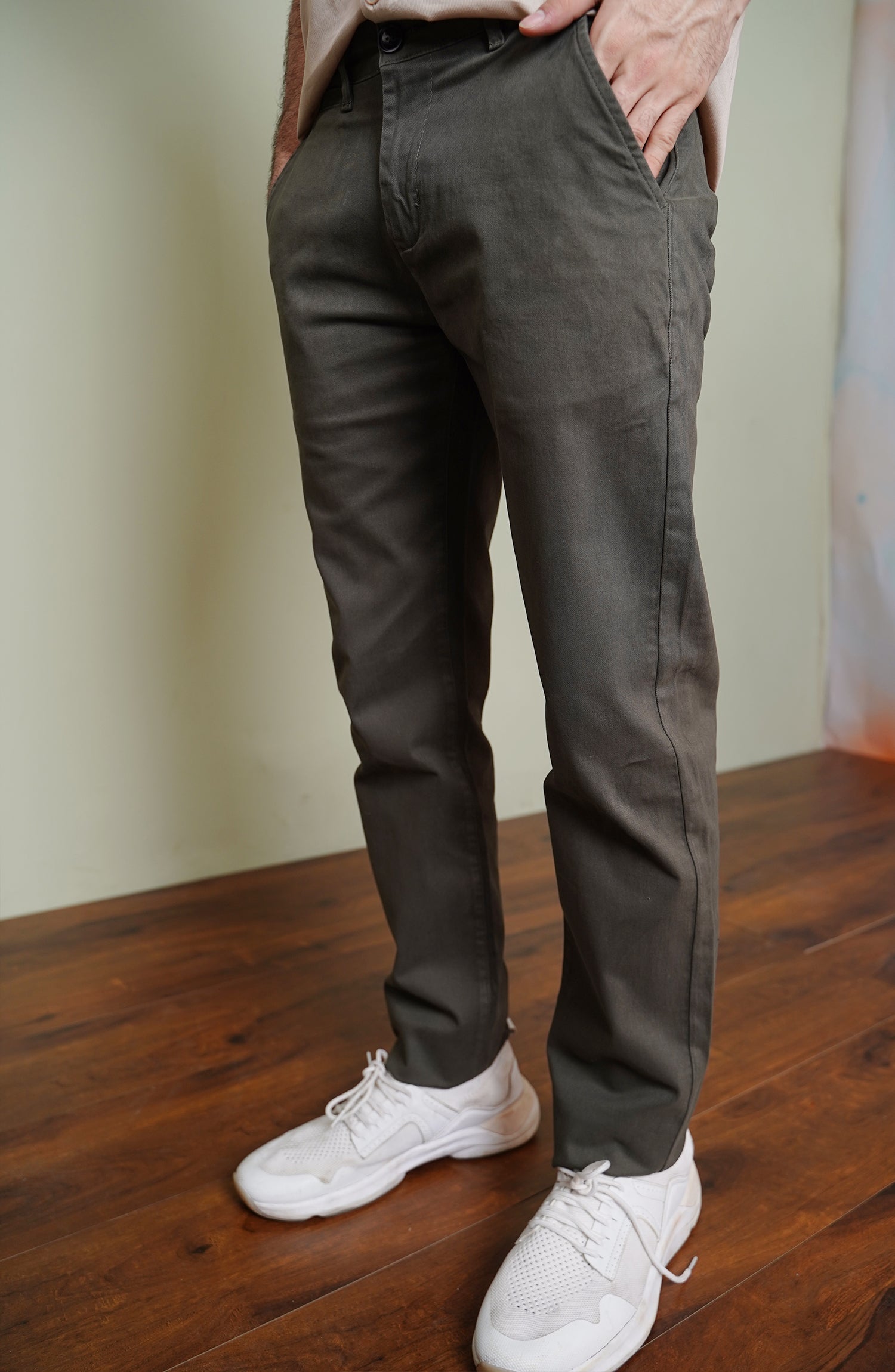 Regular Fit Chino - MND703B124 - Shop Now at Leisure Club