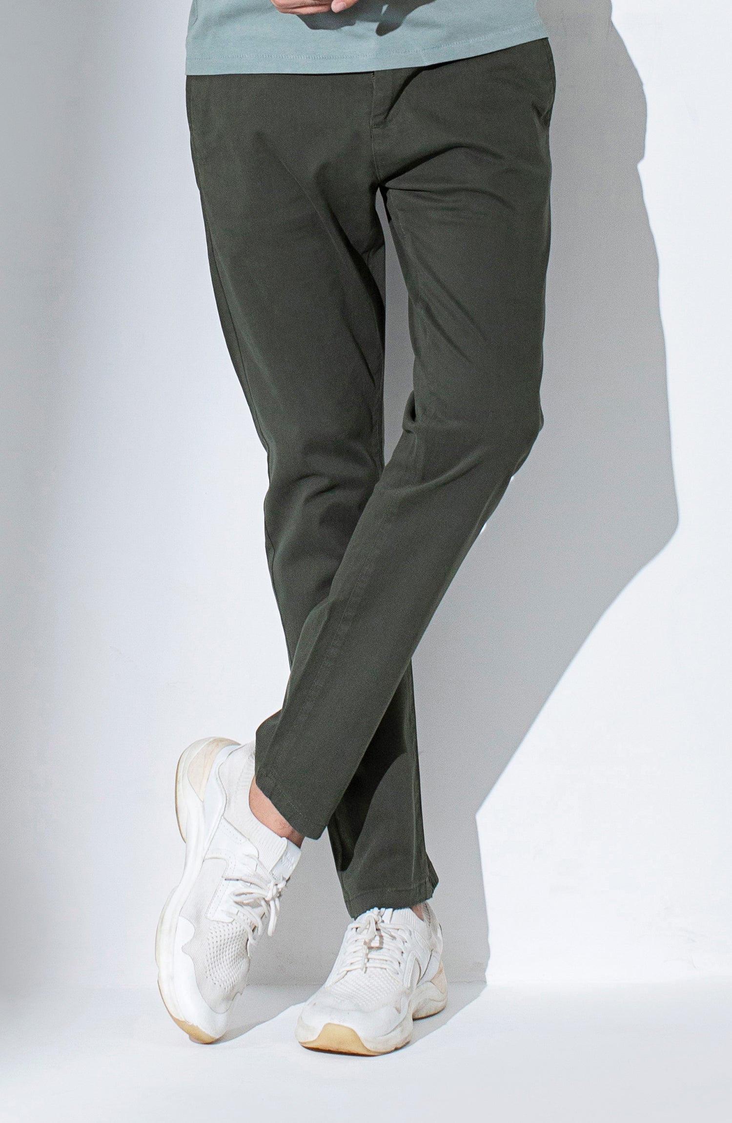 Slim Fit Chino - MND902B324 - Shop Now at Leisure Club