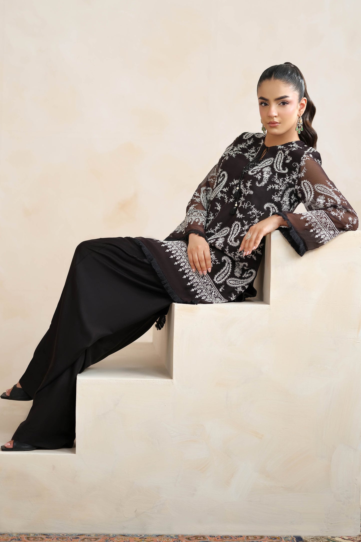 CHIFFON | EMBROIDERED