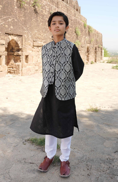 Boys Jamawar Waist Coat - SBWC902324 - Shop Now at Leisure Club