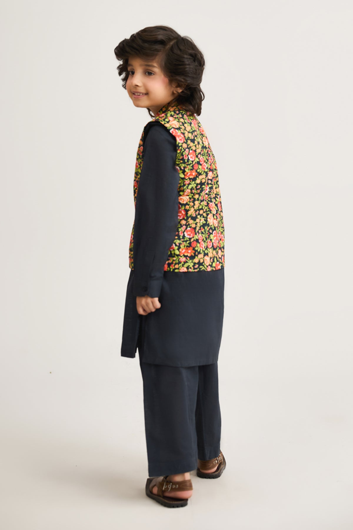 Printed Waistcoat 3 Piece Suit - SIS811225 - Shop Now at Leisure Club