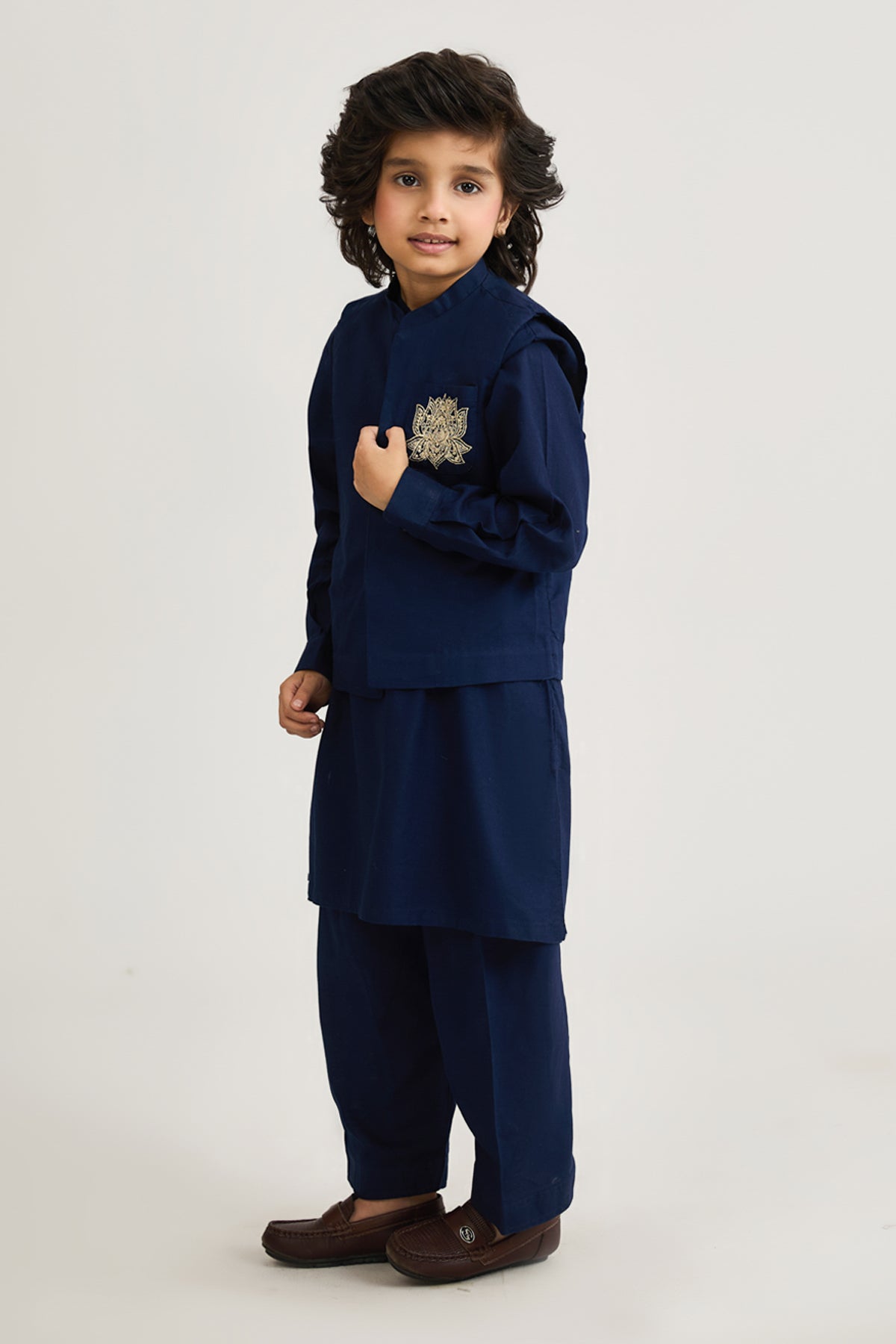 3 Piece Suit - SIS821225 - Shop Now at Leisure Club