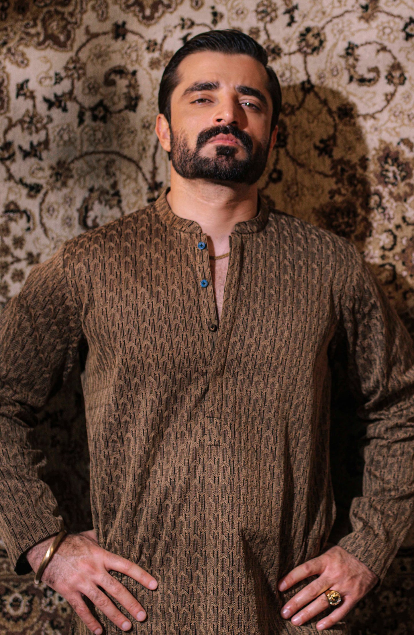 Men's Embroidered Kurta - Shop Now at Shahnameh