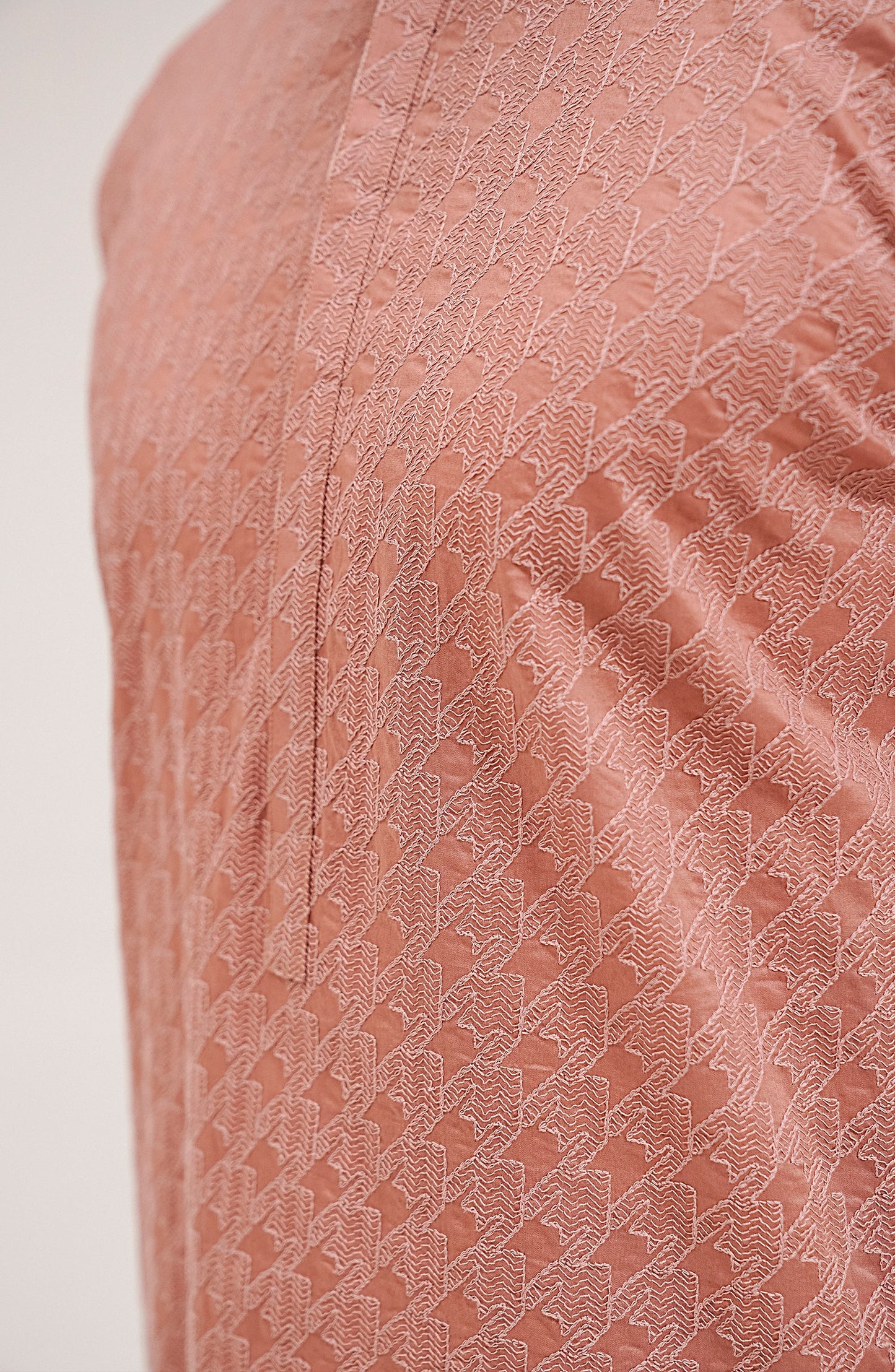 Men's Embroidered Kurta - Shop Now at Shahnameh