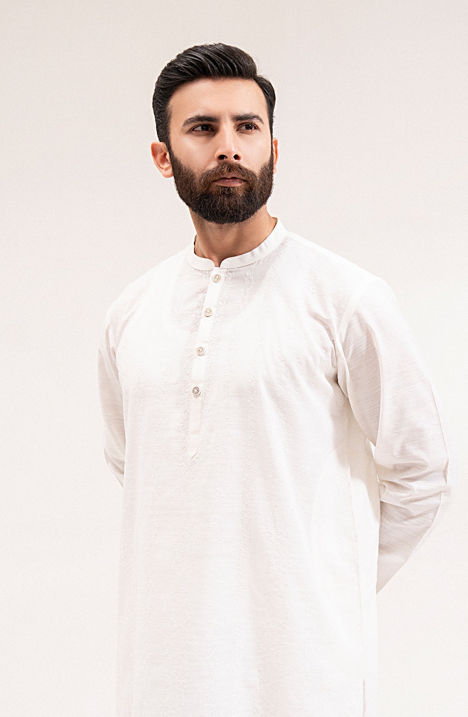 Men's Embroidered Kurta - Shop Now at Shahnameh