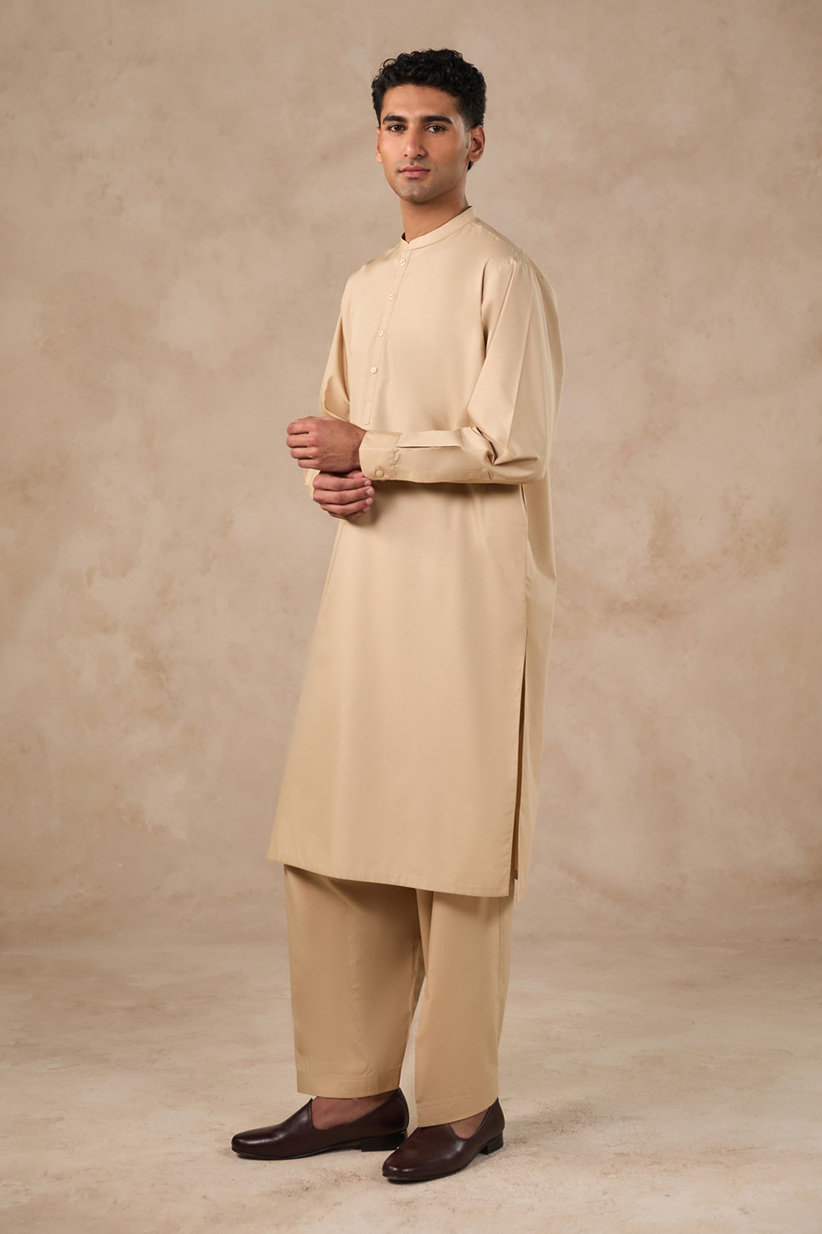 Awami Suit In Pima Cotton - SMS234126