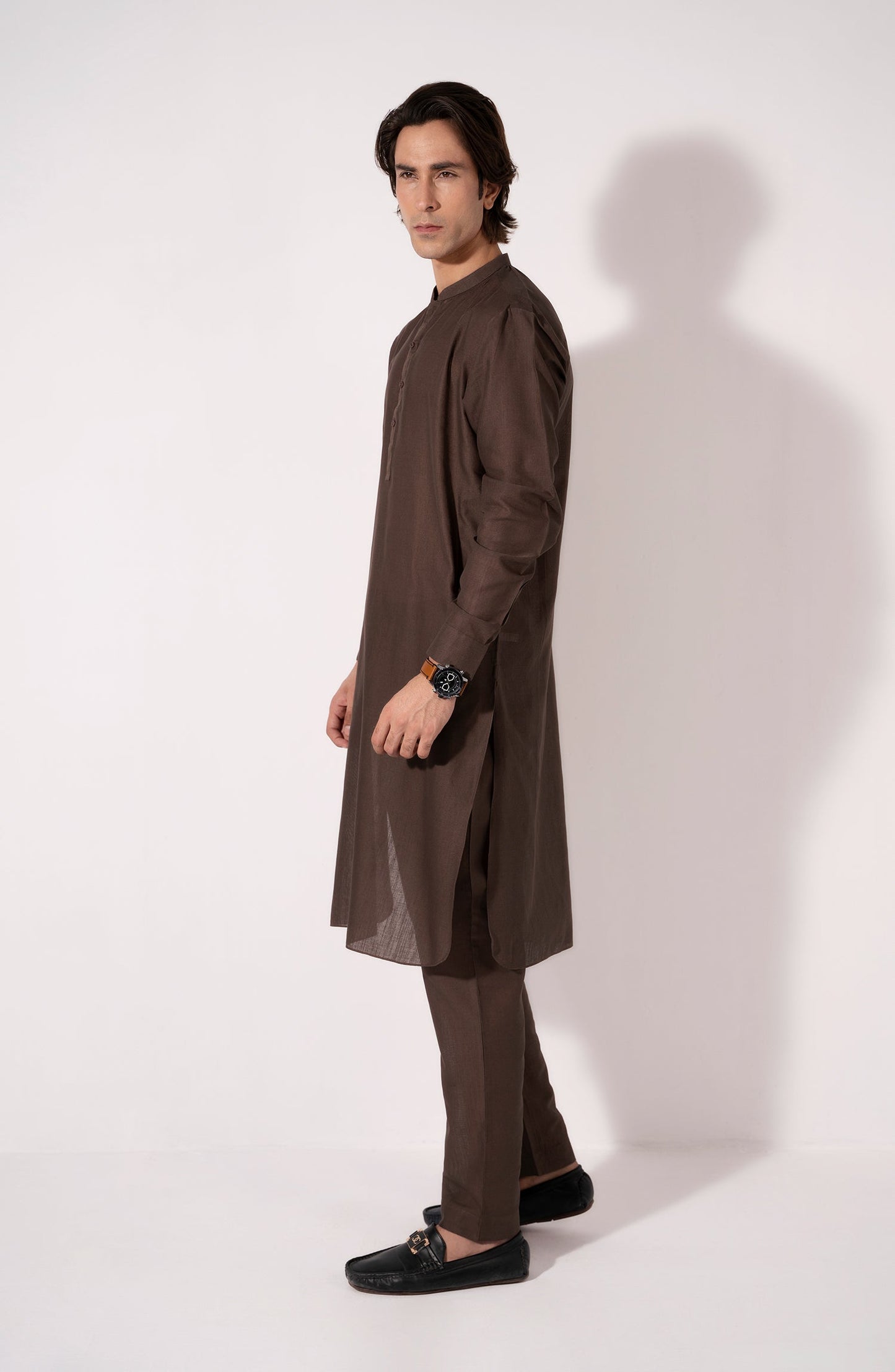 Men Giza Cotton Suit - Shop Now at Shahnameh