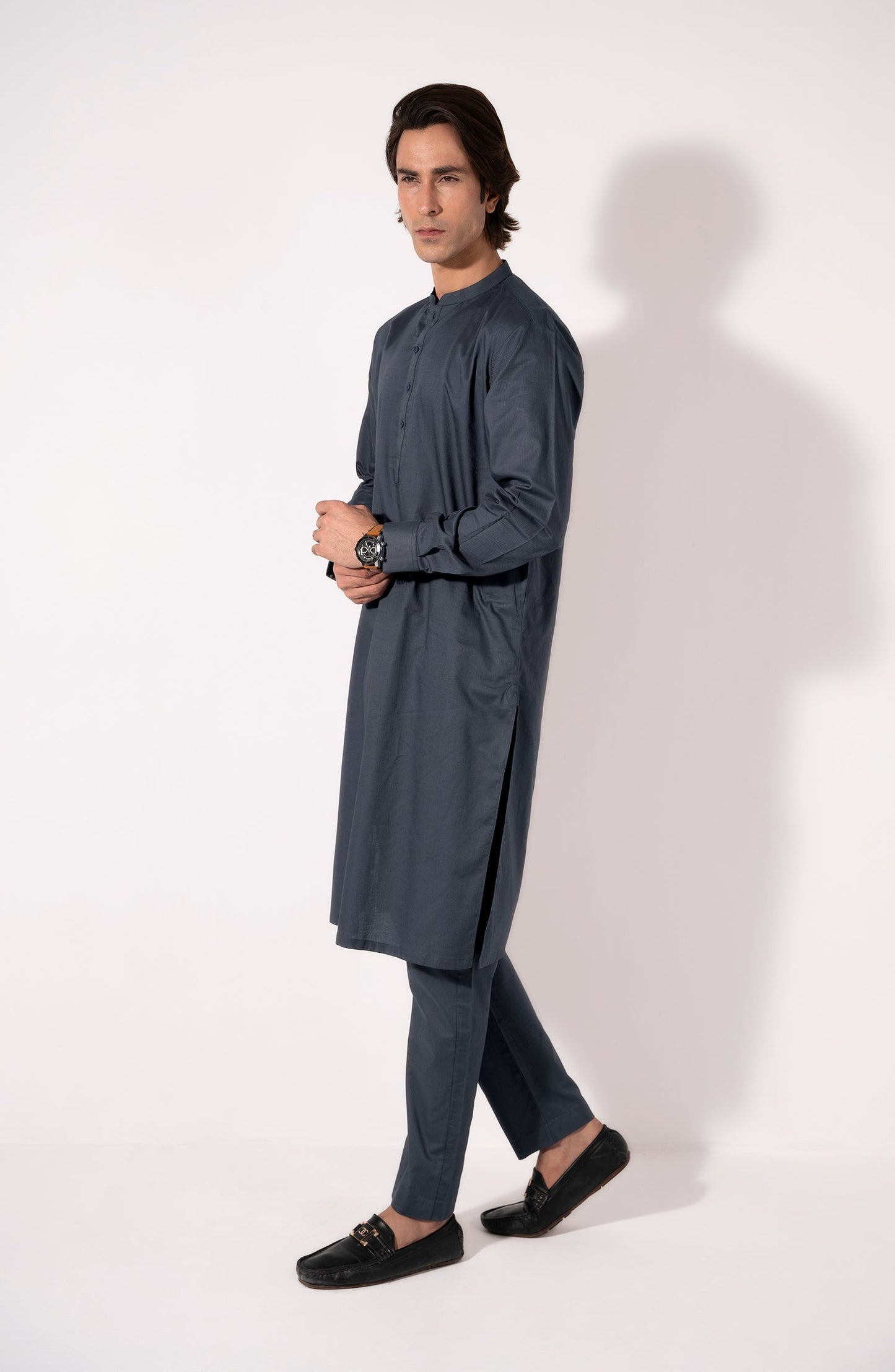 Men Giza Cotton Suit - Shop Now at Shahnameh