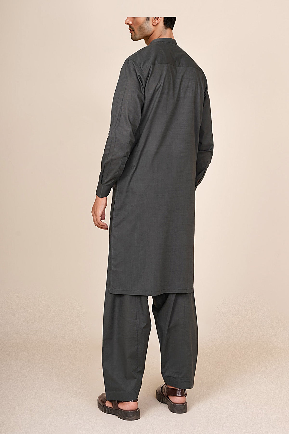 Men's 2 Piece Suit - Shop Now at Shahnameh
