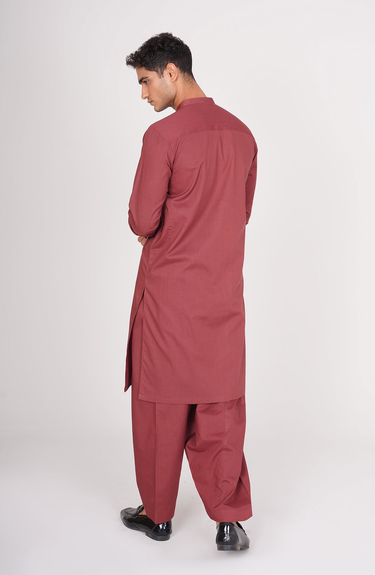Men's Kurta Shalwar Suit - Shop Now at Shahnameh