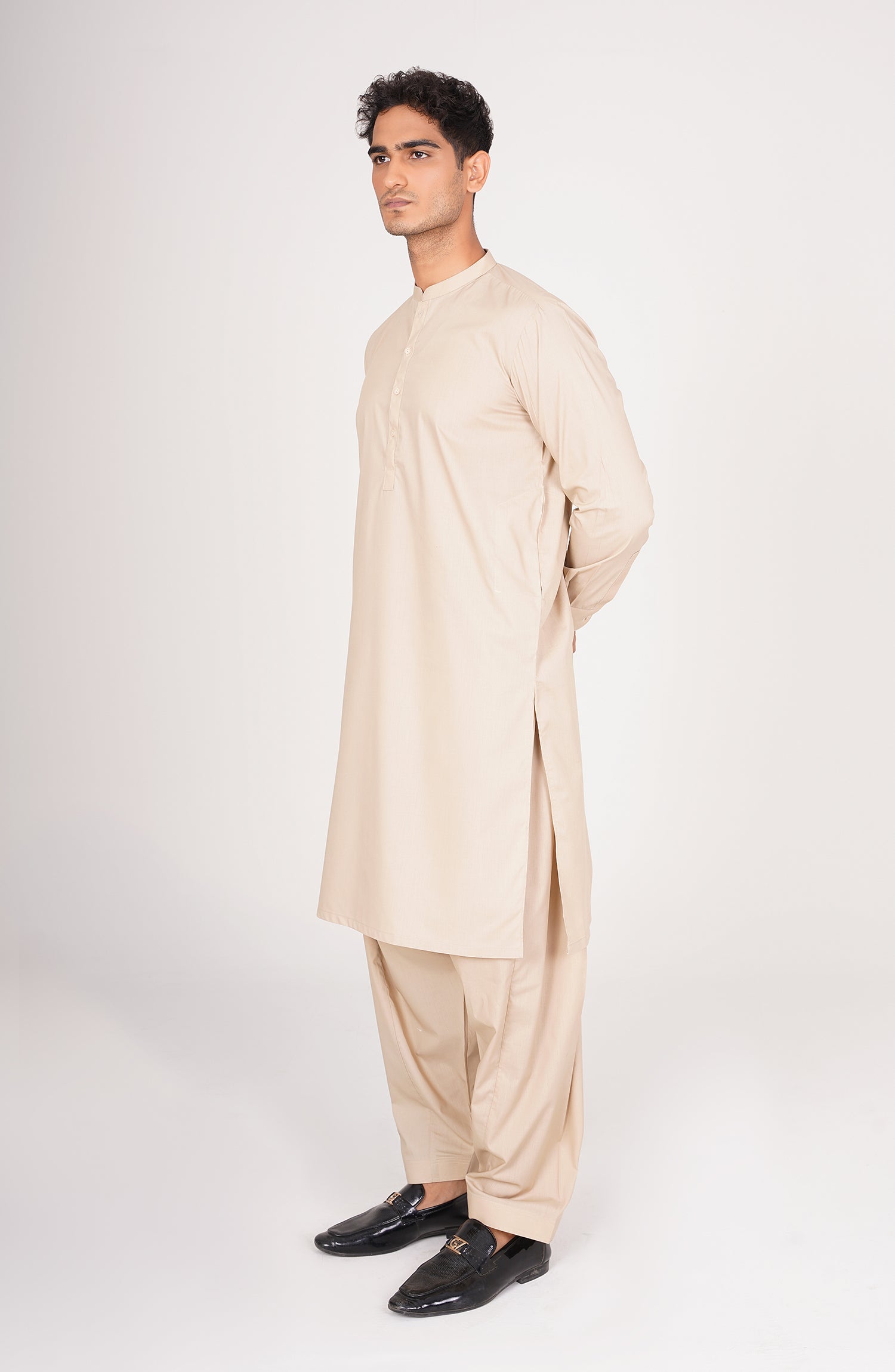 Men's Kurta Shalwar Suit - Shop Now at Shahnameh