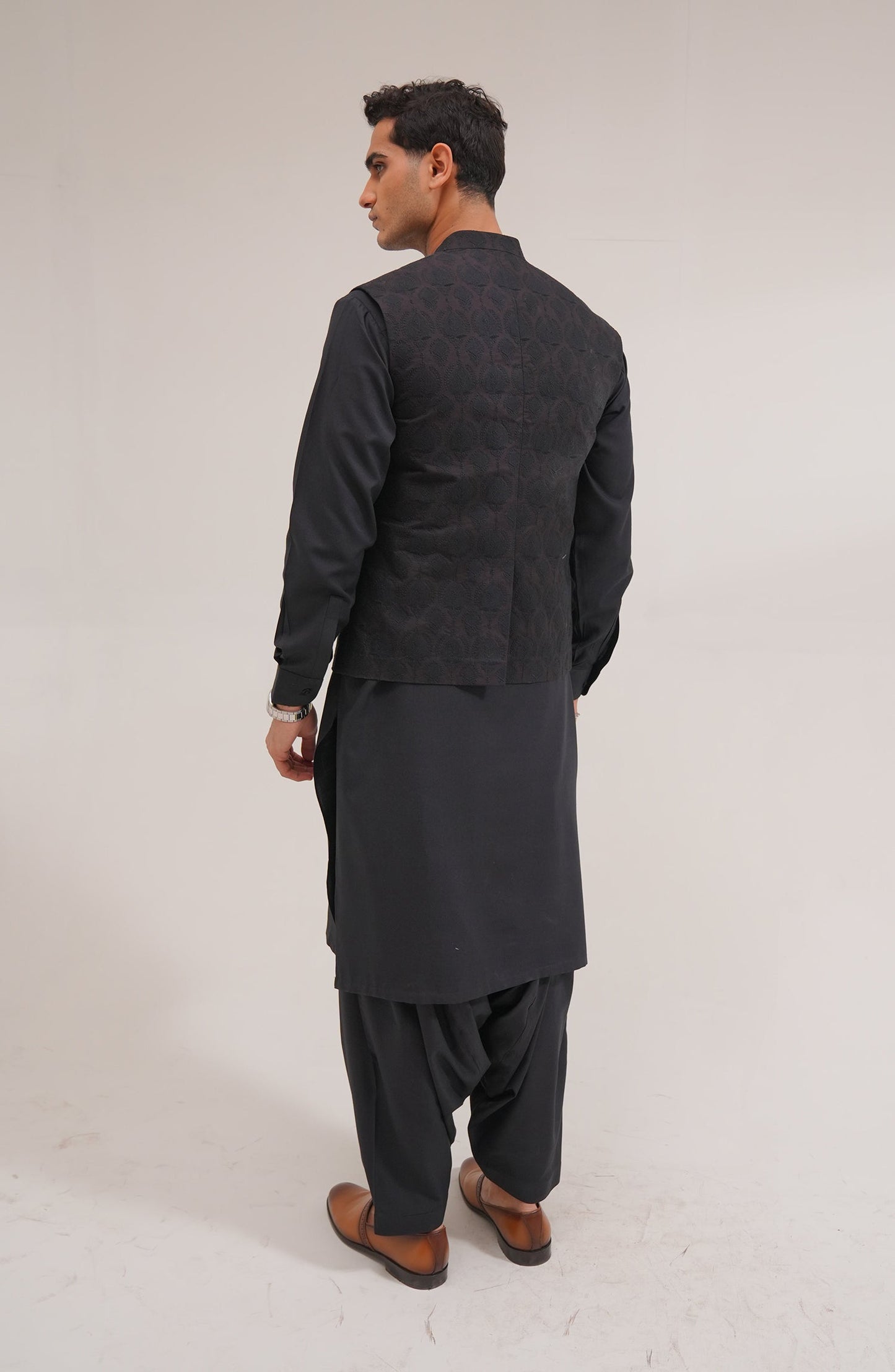 Men's Waistcoat - Shop Now at Shahnameh